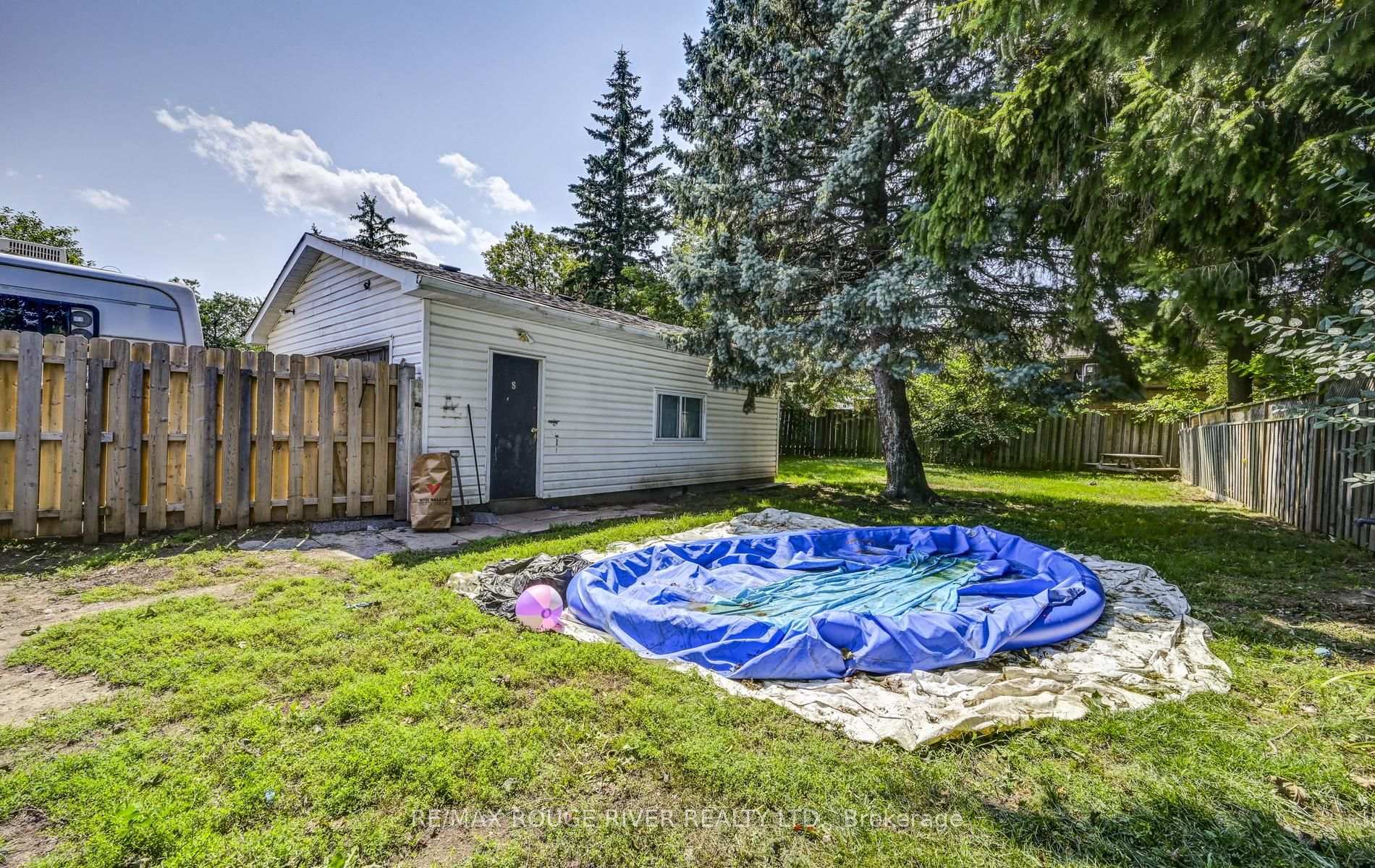 Photo 28 of 1106 Green Street, Whitby, Downtown Whitby — HOMEH