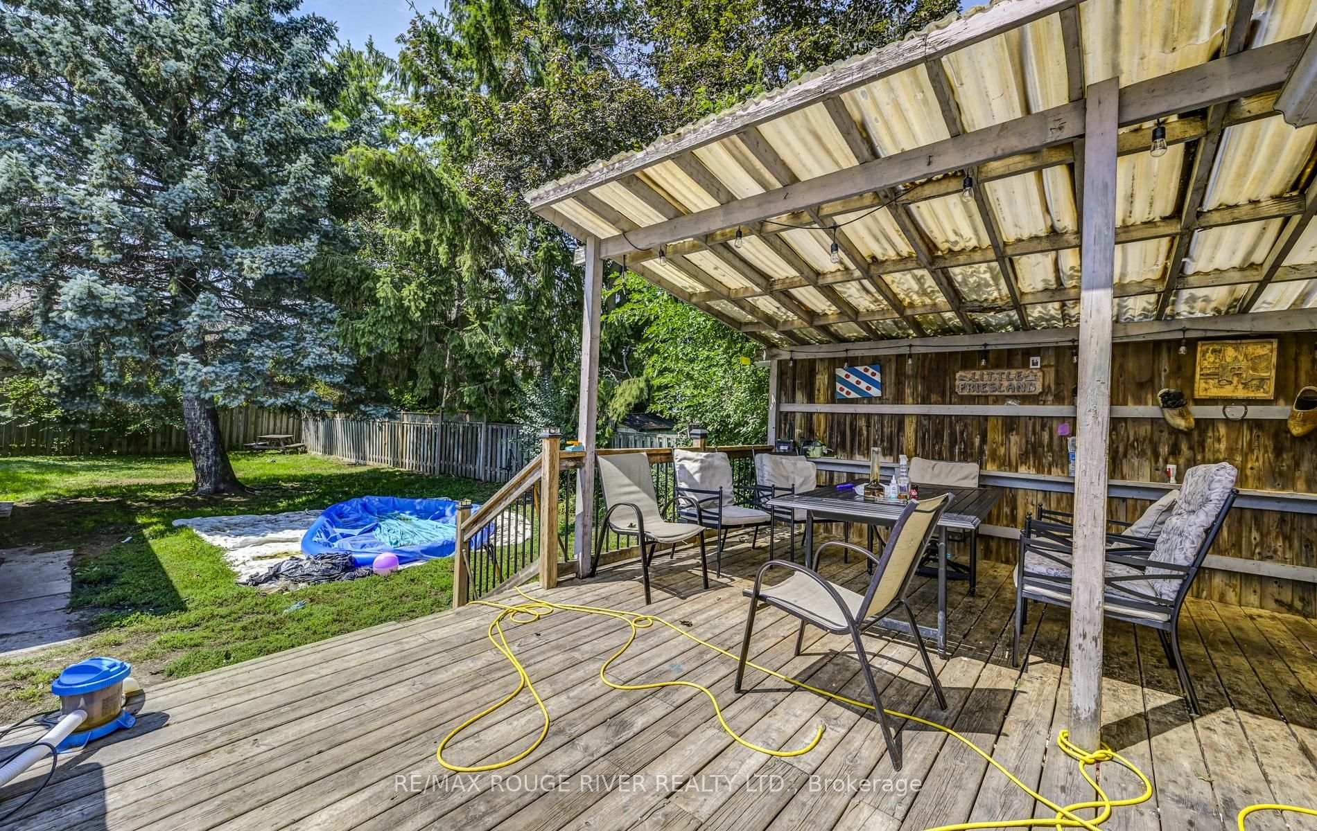 Photo 34 of 1106 Green Street, Whitby, Downtown Whitby — HOMEH