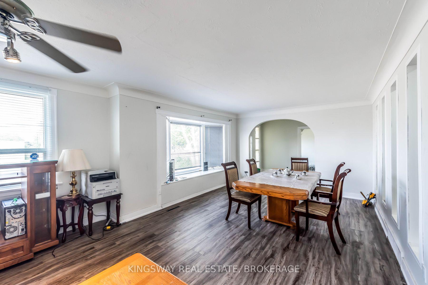 Photo 8 of 556 Barton Street E, Hamilton, Gibson — HOMEH