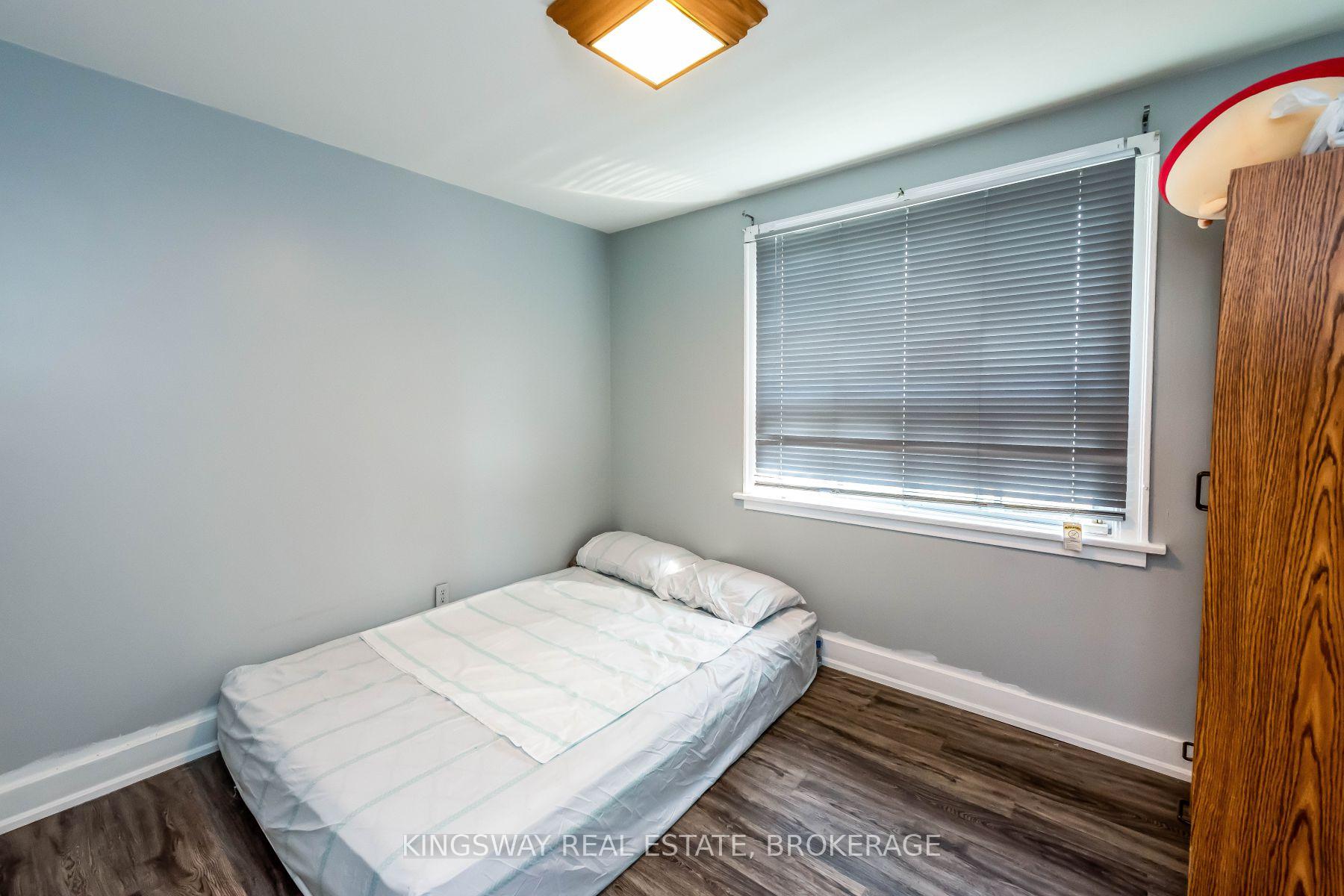 Photo 17 of 556 Barton Street E, Hamilton, Gibson — HOMEH