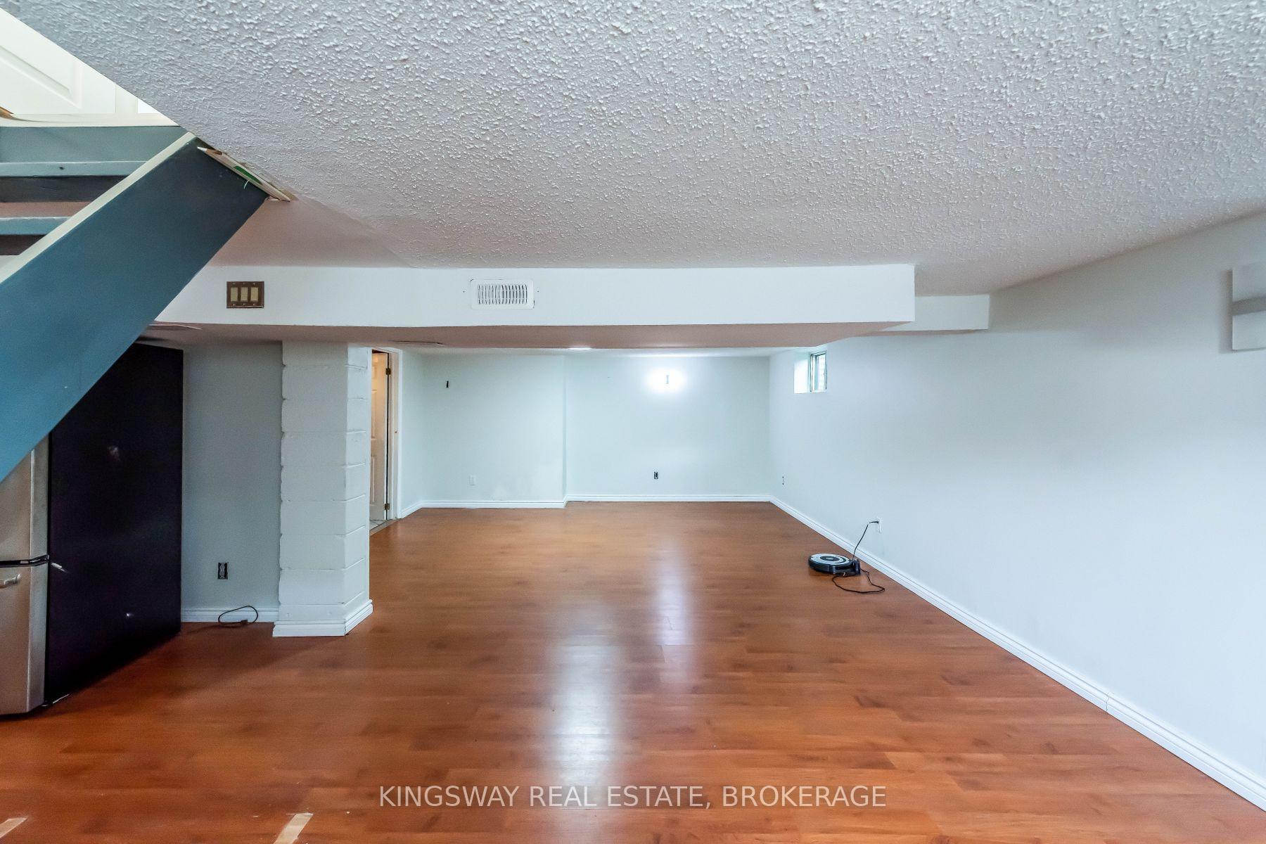 Photo 21 of 556 Barton Street E, Hamilton, Gibson — HOMEH