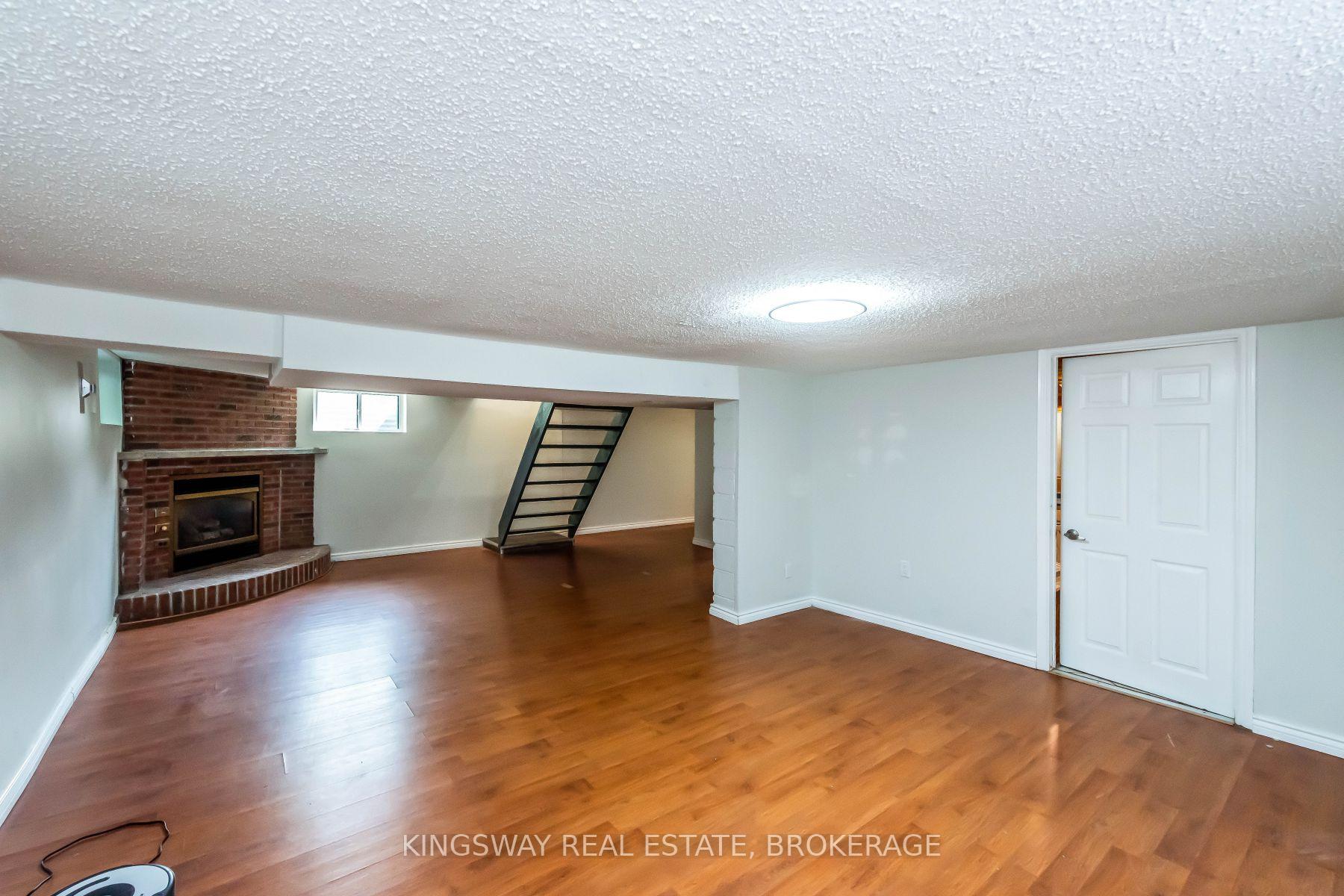 Photo 22 of 556 Barton Street E, Hamilton, Gibson — HOMEH