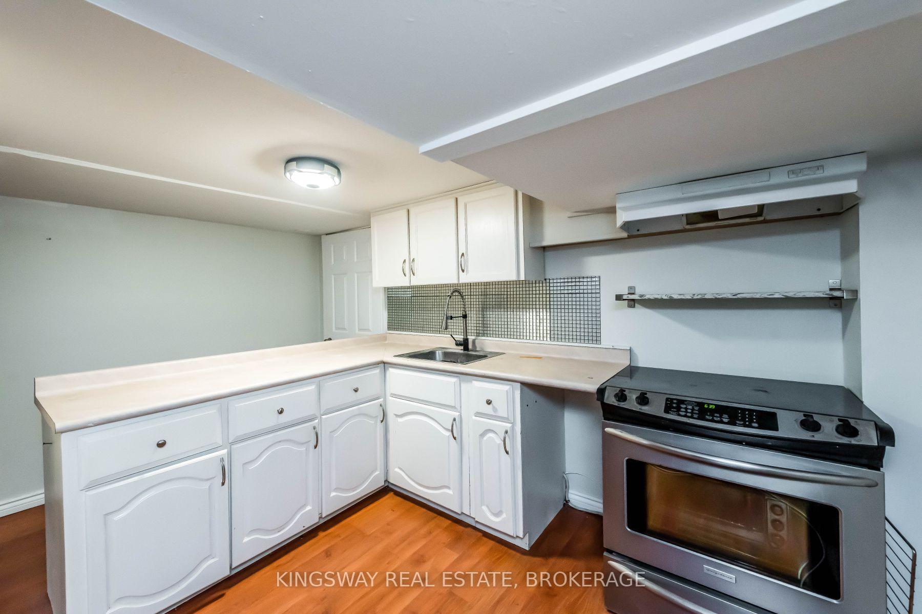 Photo 25 of 556 Barton Street E, Hamilton, Gibson — HOMEH