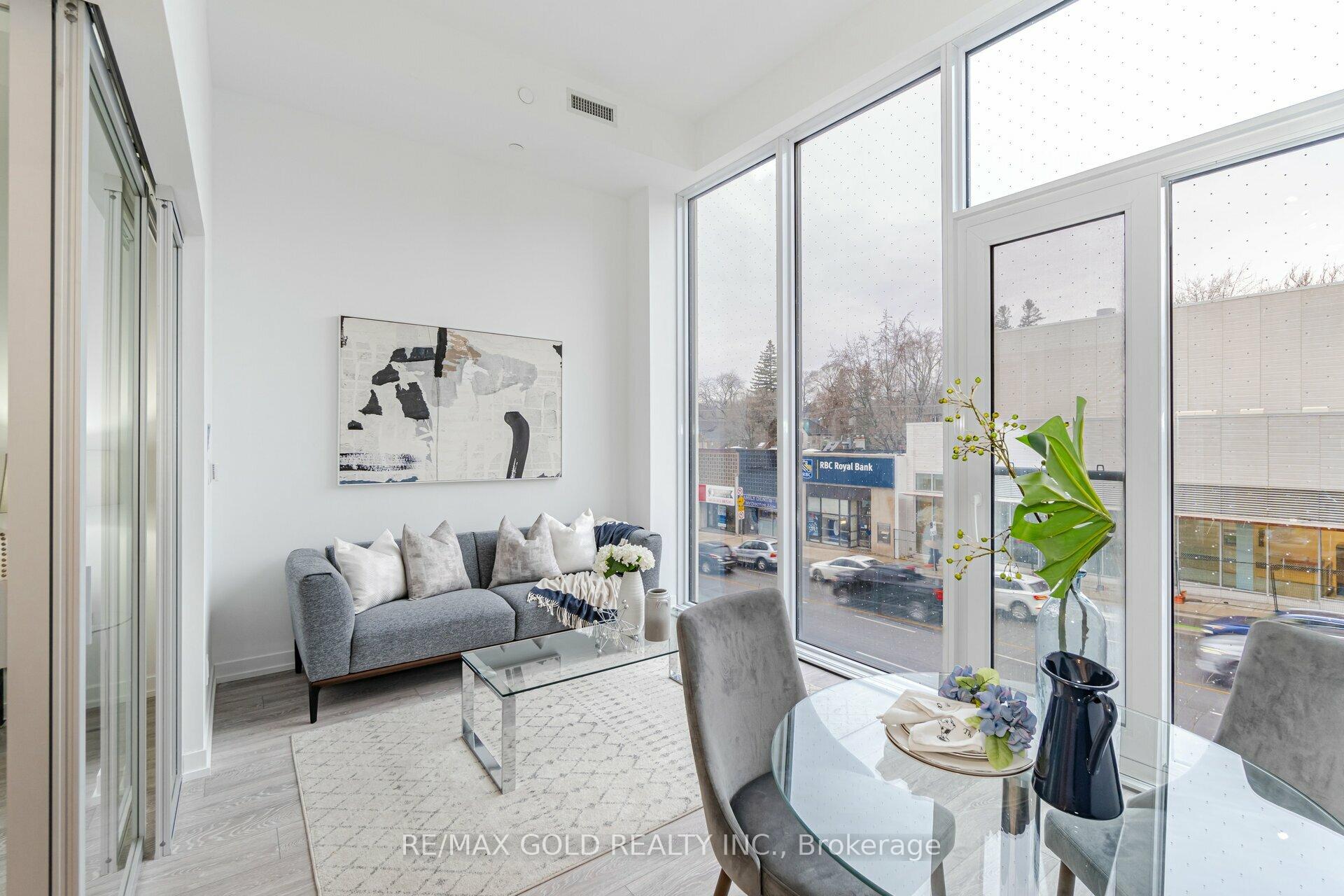 Photo 6 of Unit 216, 2020 Bathurst Street, Toronto, Humewood-Cedarvale — HOMEH