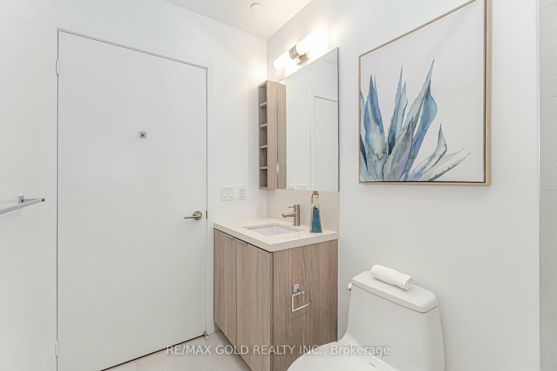 Photo 22 of Unit 216, 2020 Bathurst Street, Toronto, Humewood-Cedarvale — HOMEH