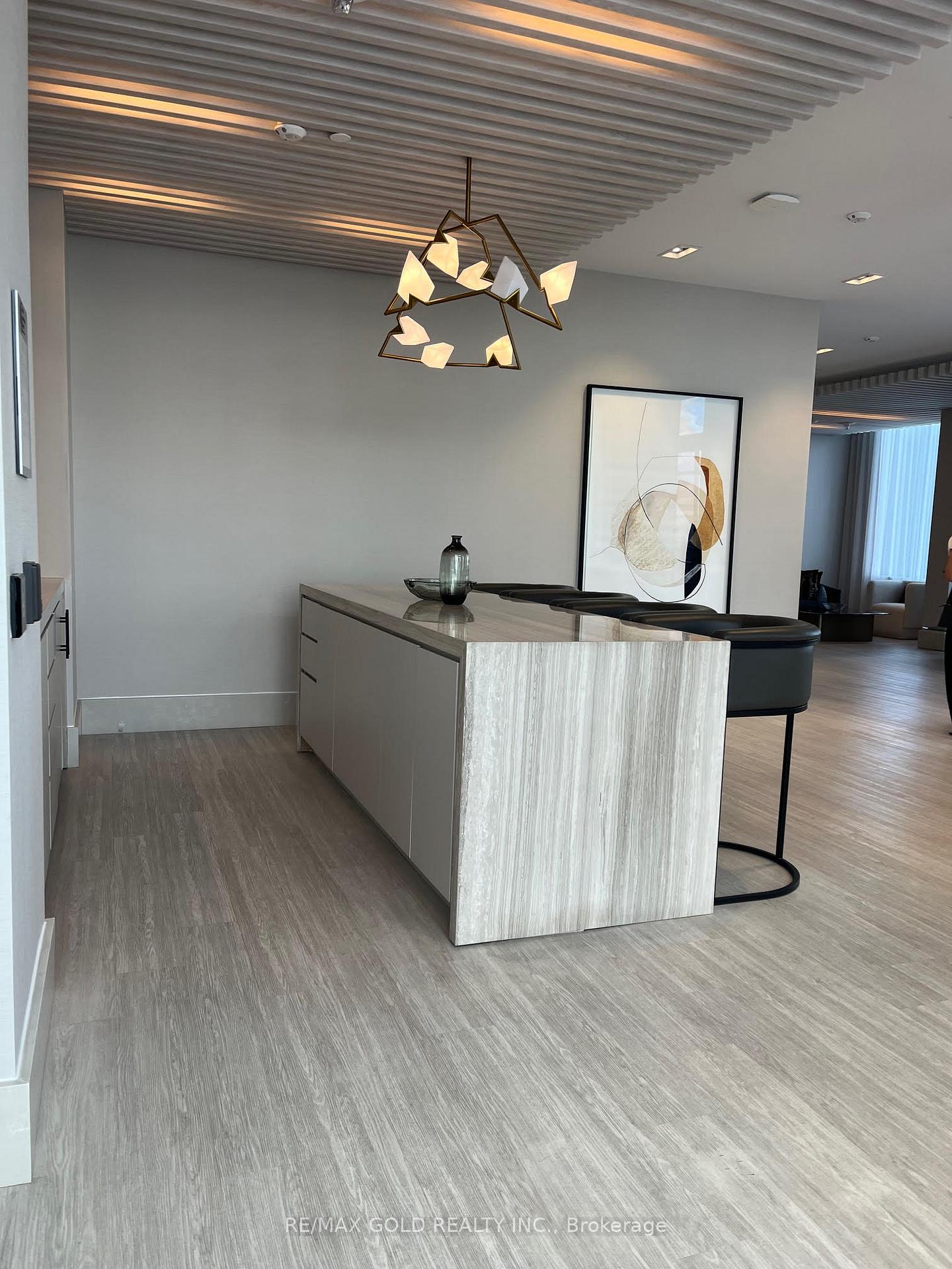 Photo 35 of Unit 216, 2020 Bathurst Street, Toronto, Humewood-Cedarvale — HOMEH