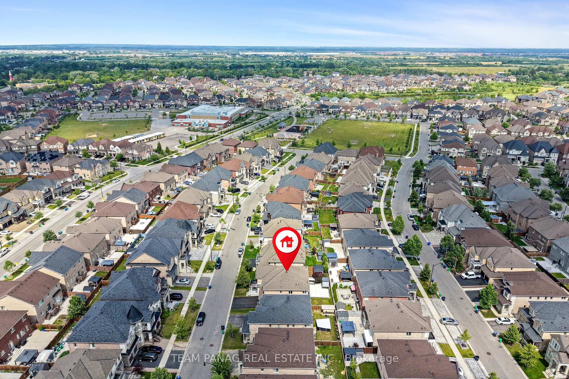 Photo 4 of 13 Venue Road, Brampton, Toronto Gore Rural Estate — HOMEH