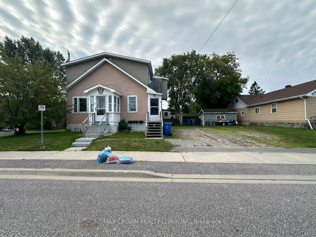 Photo 2 of 1497 Ferguson Street, North Bay, Central — HOMEH