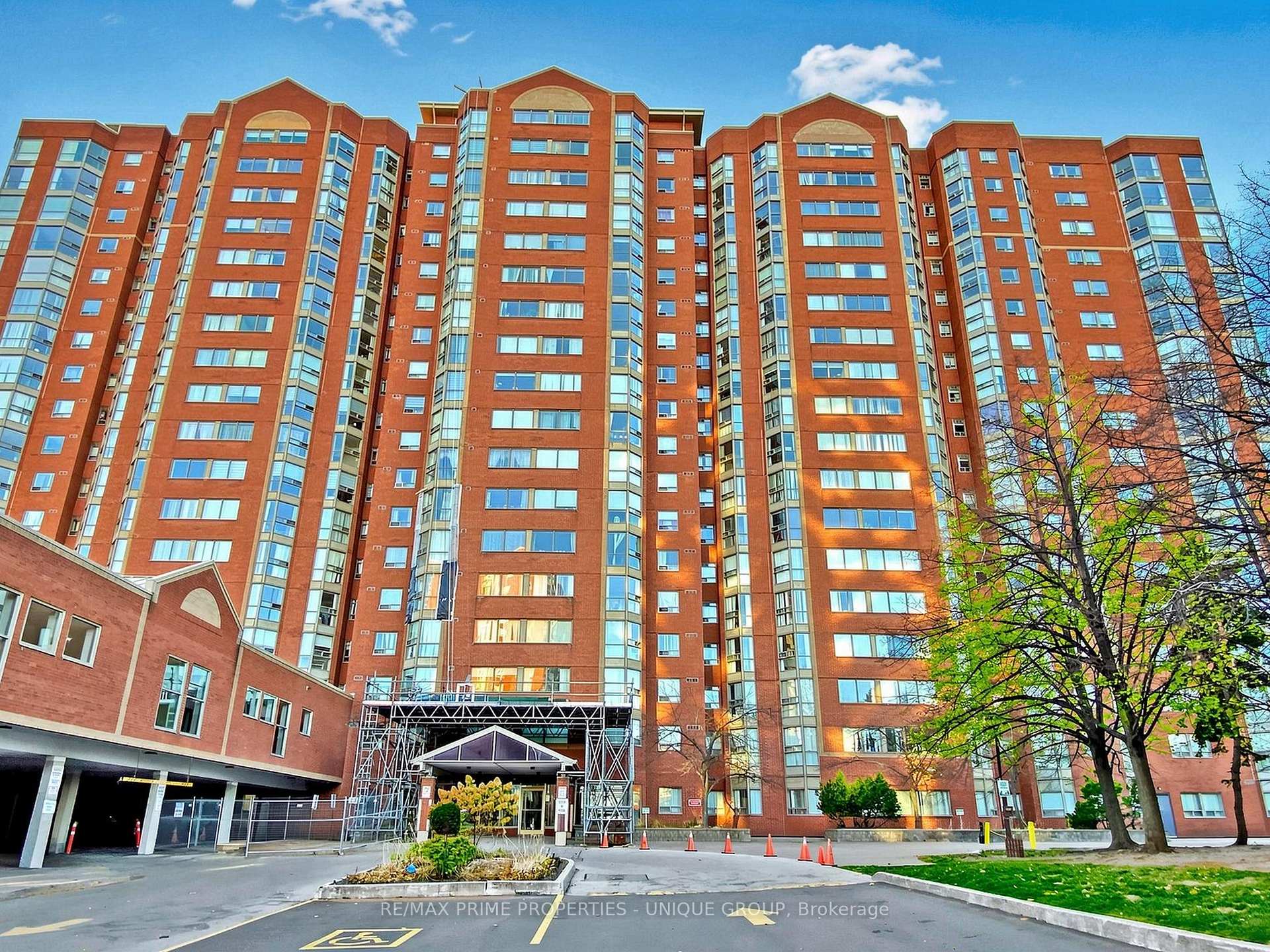 Photo of Unit Ph12, 2460 Eglinton Avenue E