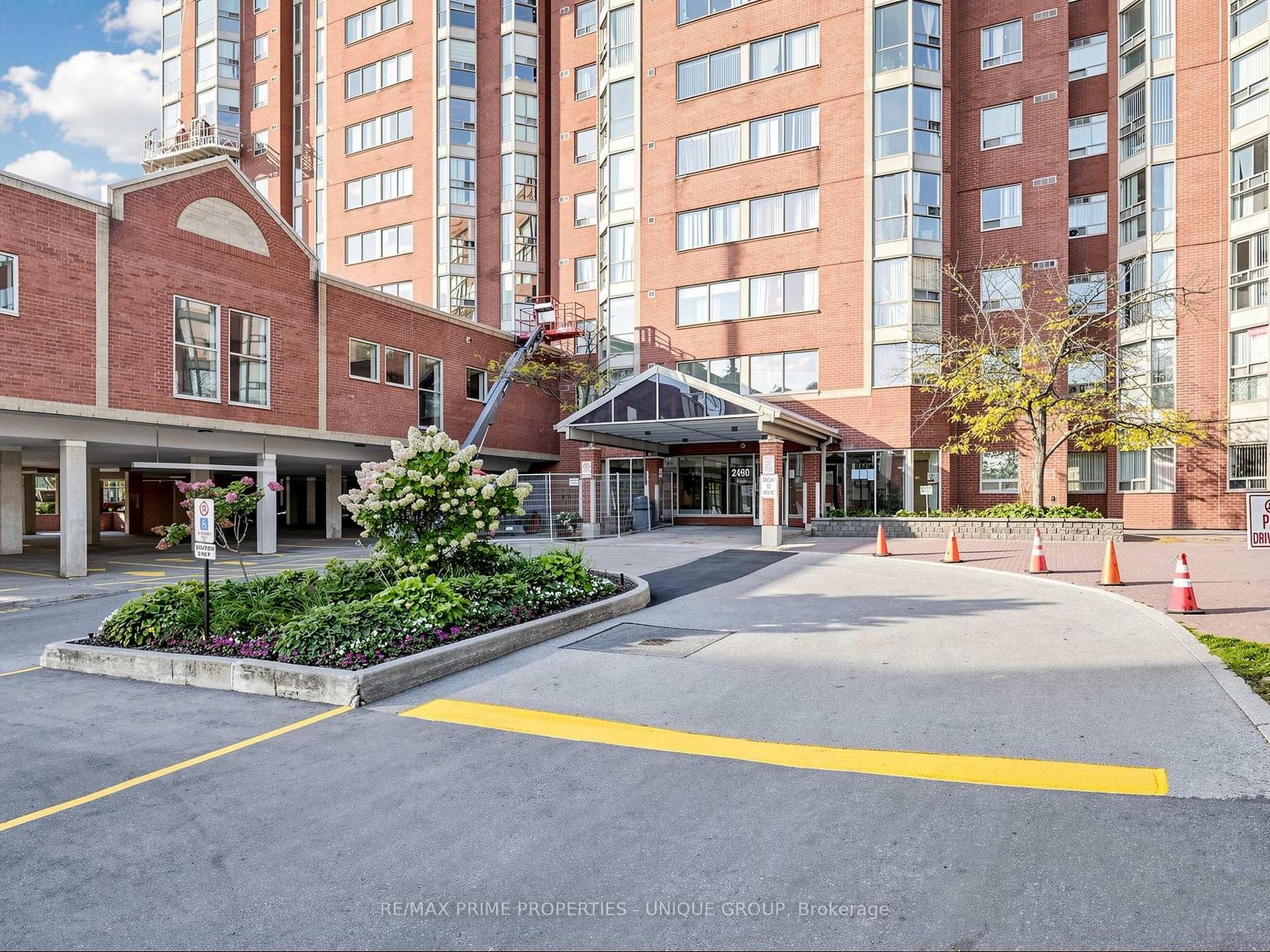 Photo 2 of Unit Ph12, 2460 Eglinton Avenue E, Scarborough, Eglinton East — HOMEH