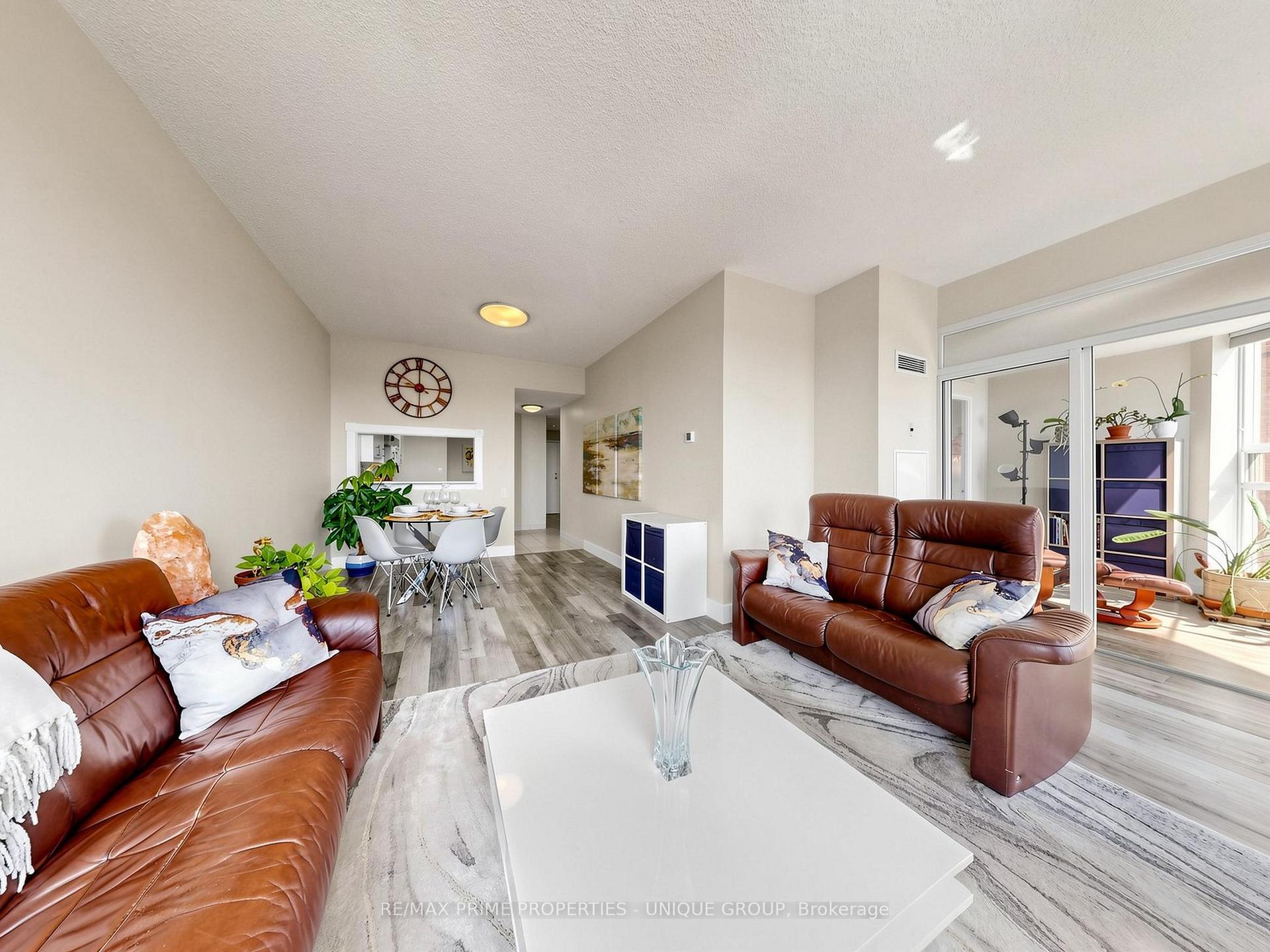 Photo 6 of Unit Ph12, 2460 Eglinton Avenue E, Scarborough, Eglinton East — HOMEH
