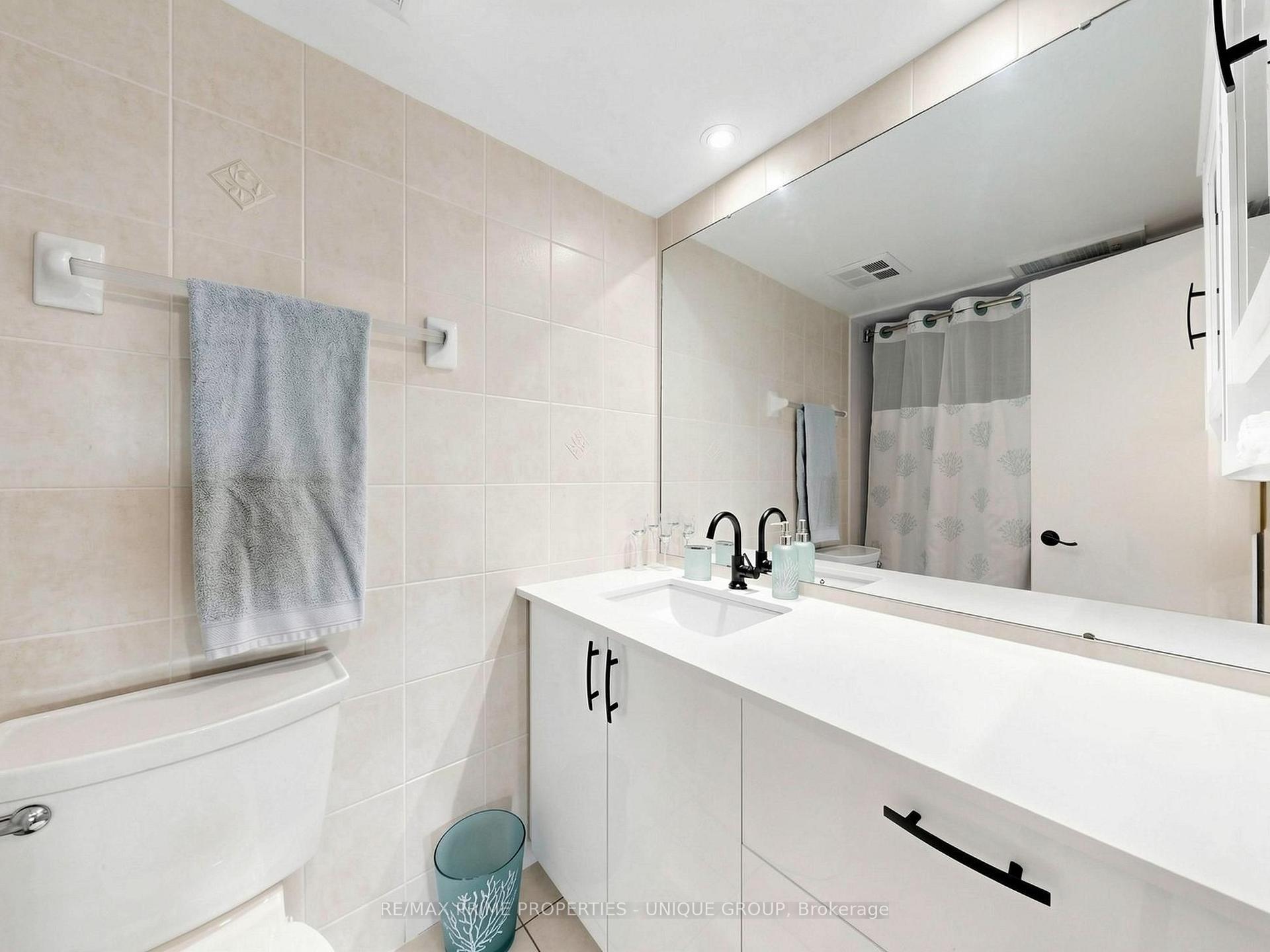 Photo 18 of Unit Ph12, 2460 Eglinton Avenue E, Scarborough, Eglinton East — HOMEH