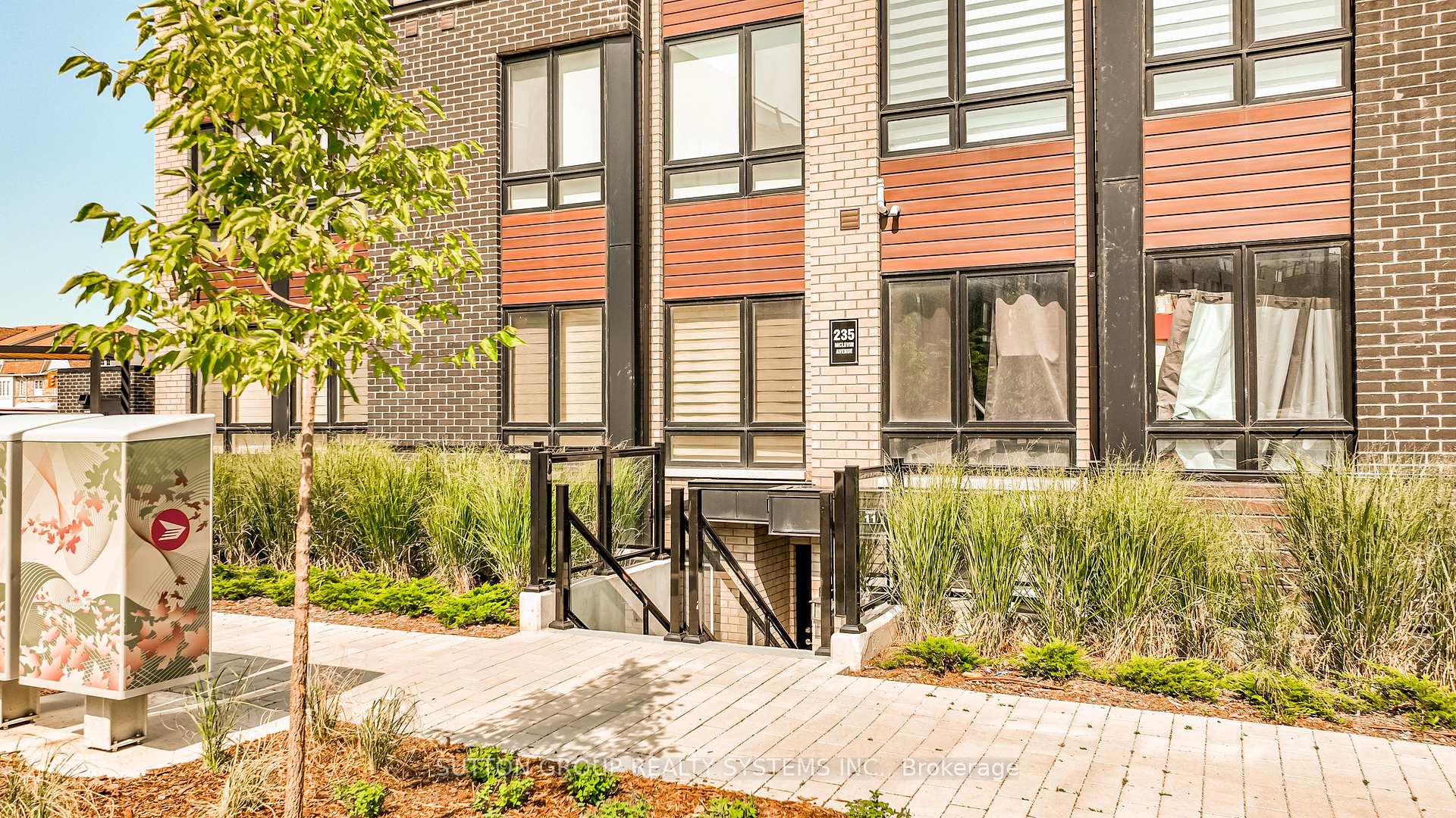 Photo 3 of Unit 11, 235 McLevin Avenue, Scarborough, Malvern — HOMEH