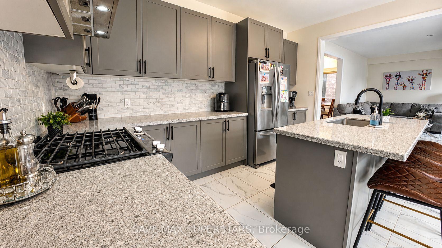 Photo 14 of 4 Sweet Cicely Street, Springwater, Midhurst — HOMEH