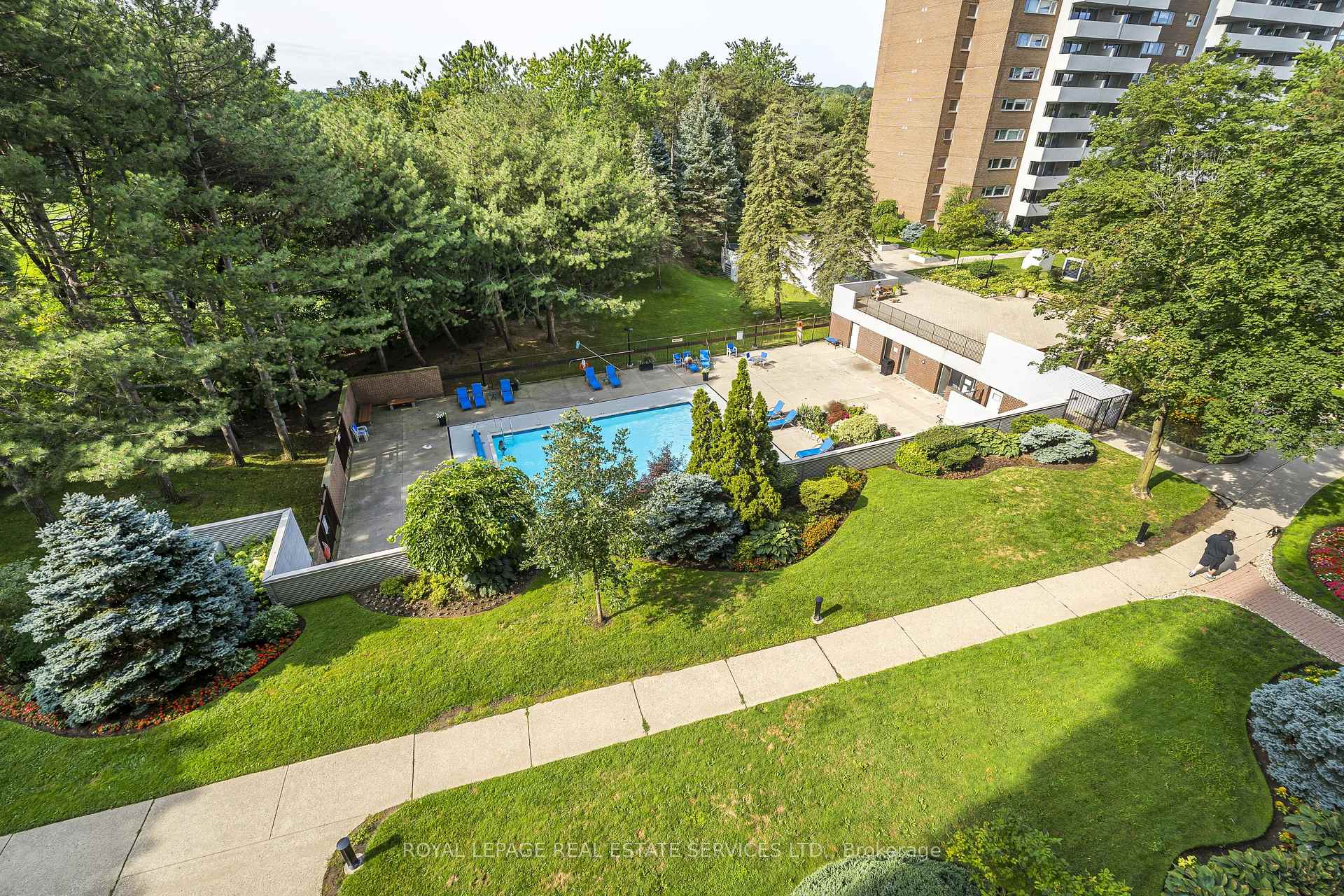 Photo 5 of Unit 513, 250 Scarlett Road, Toronto, Rockcliffe-Smythe — HOMEH