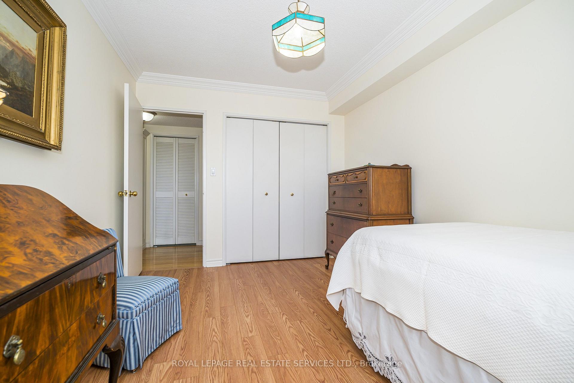Photo 18 of Unit 513, 250 Scarlett Road, Toronto, Rockcliffe-Smythe — HOMEH