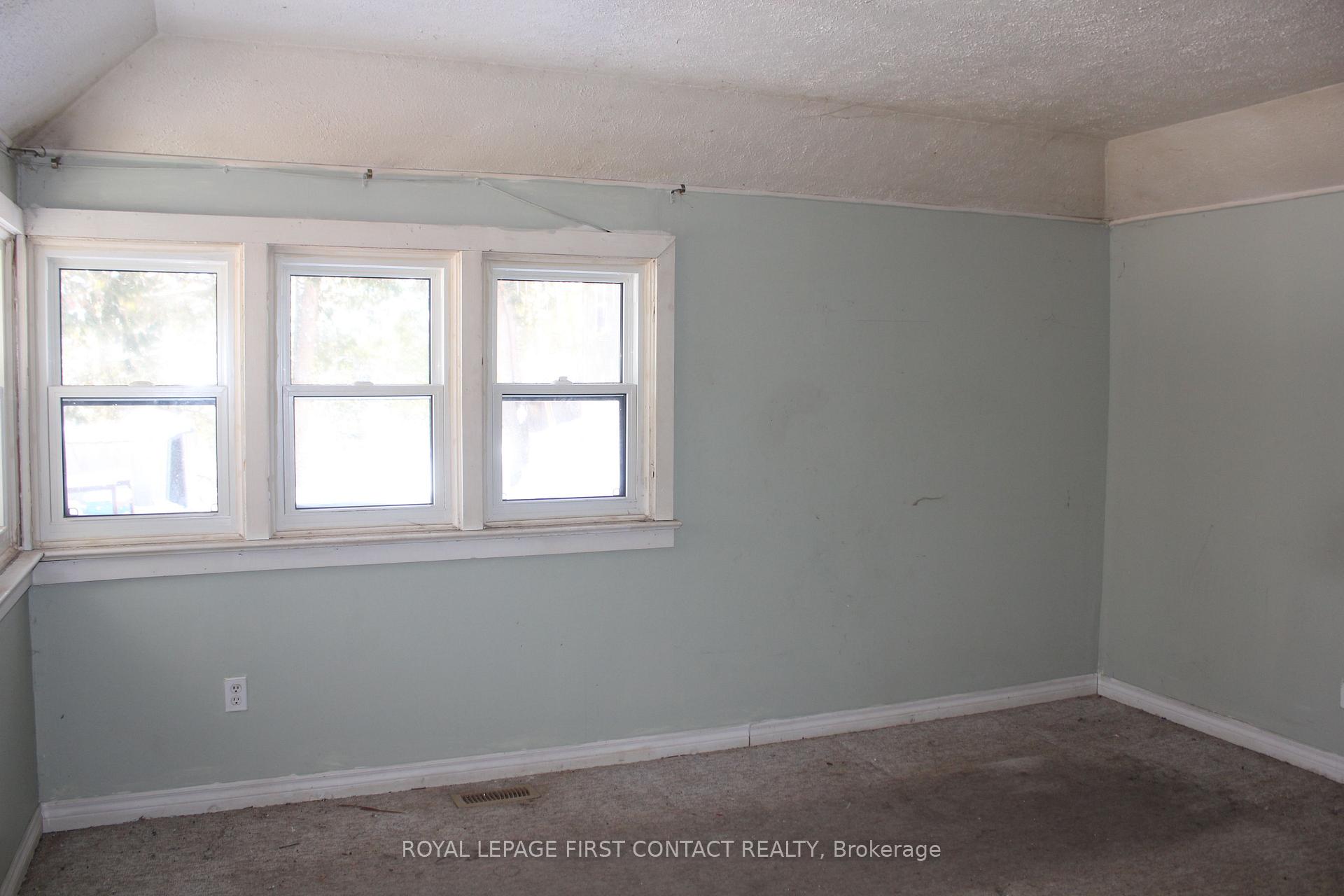 Photo 11 of 47 Riverside Drive, Dysart et al, Dysart — HOMEH
