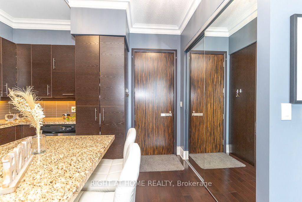 Photo 5 of Unit Ph05, 325 South Park Road, Markham, Commerce Valley — HOMEH