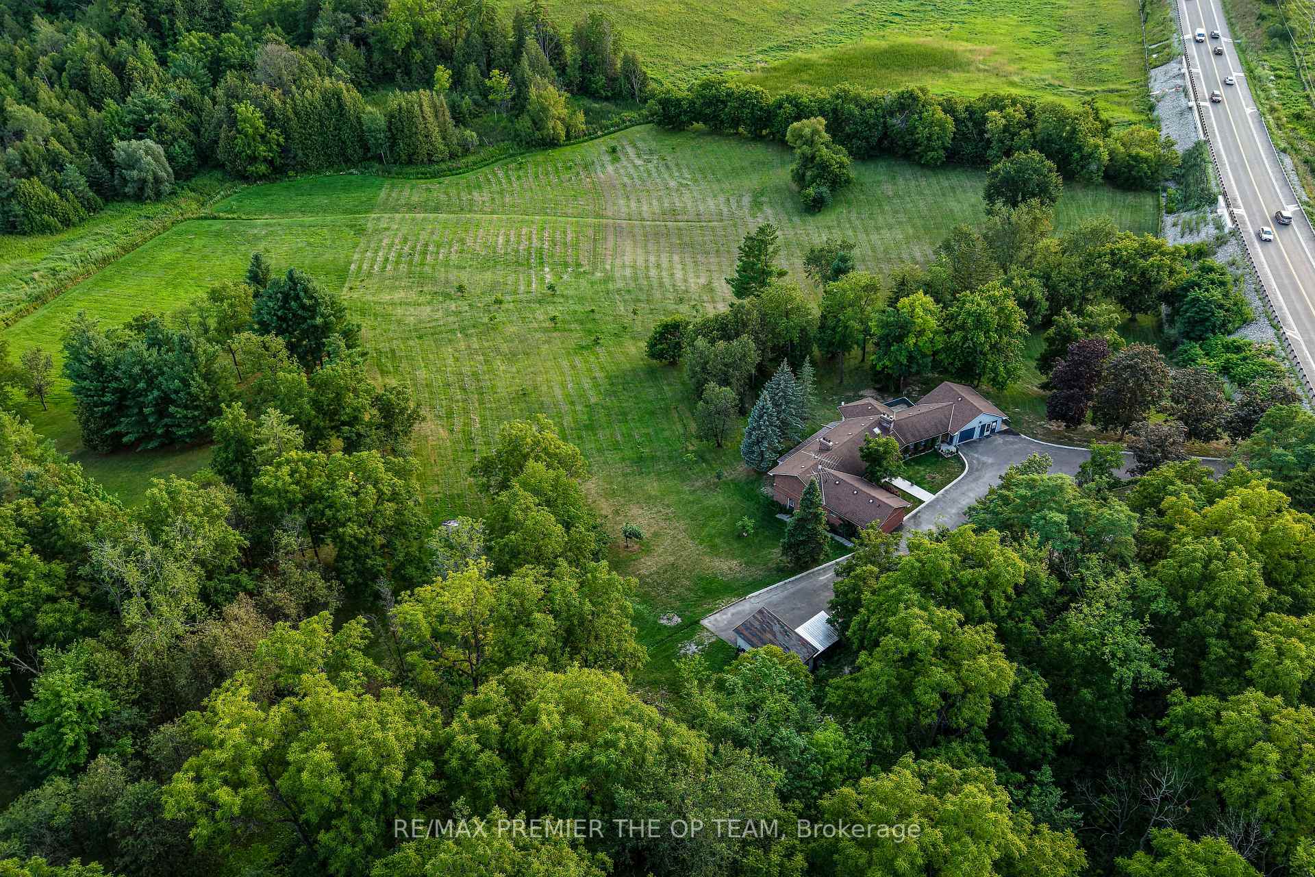 Photo 11 of 3815 King Road, King, Rural King — HOMEH