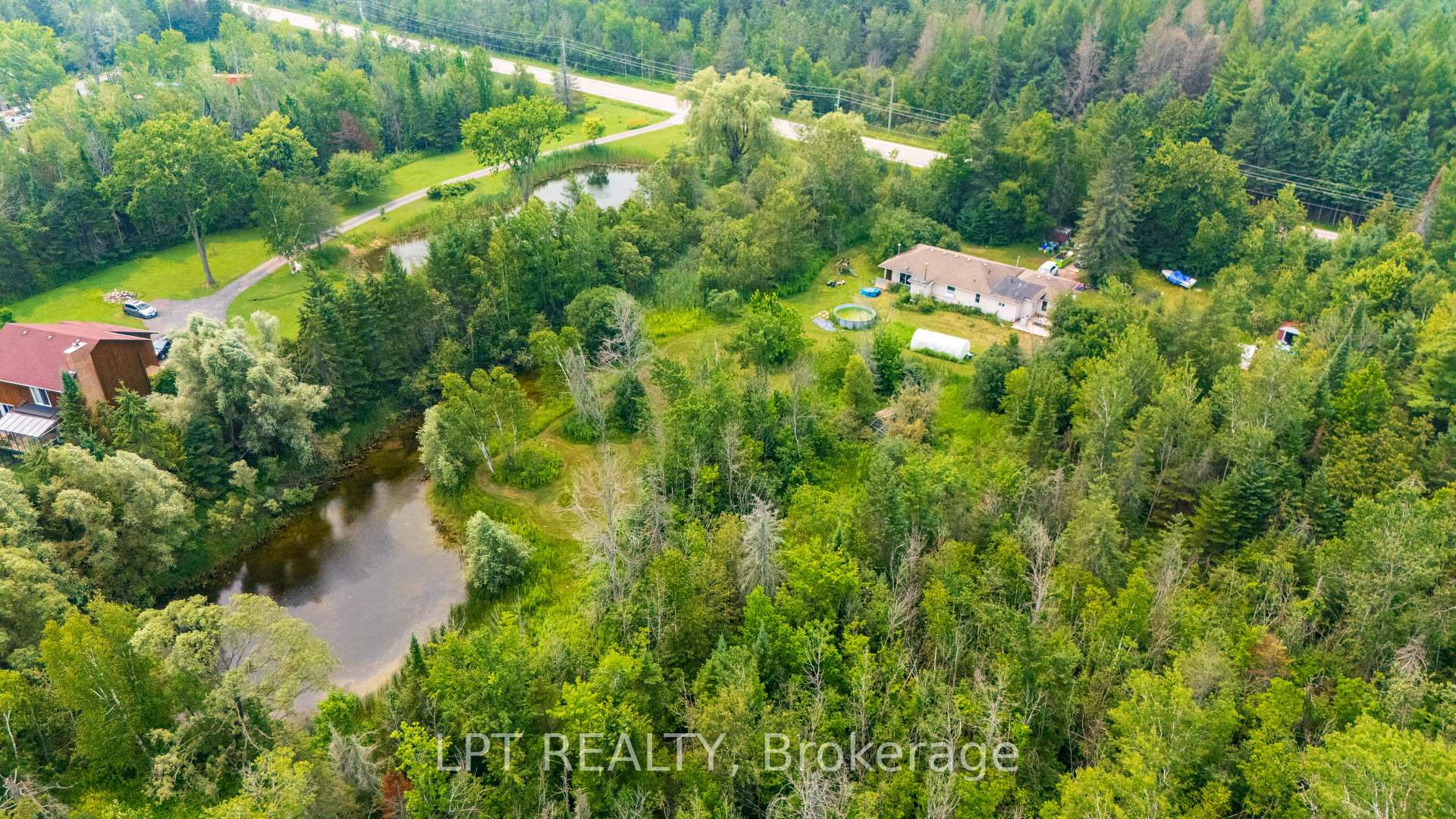 Photo 2 of 23983 Weirs Side Road, Georgina, Pefferlaw — HOMEH