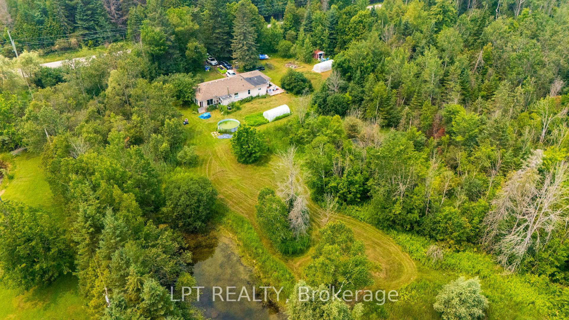 Photo 3 of 23983 Weirs Side Road, Georgina, Pefferlaw — HOMEH