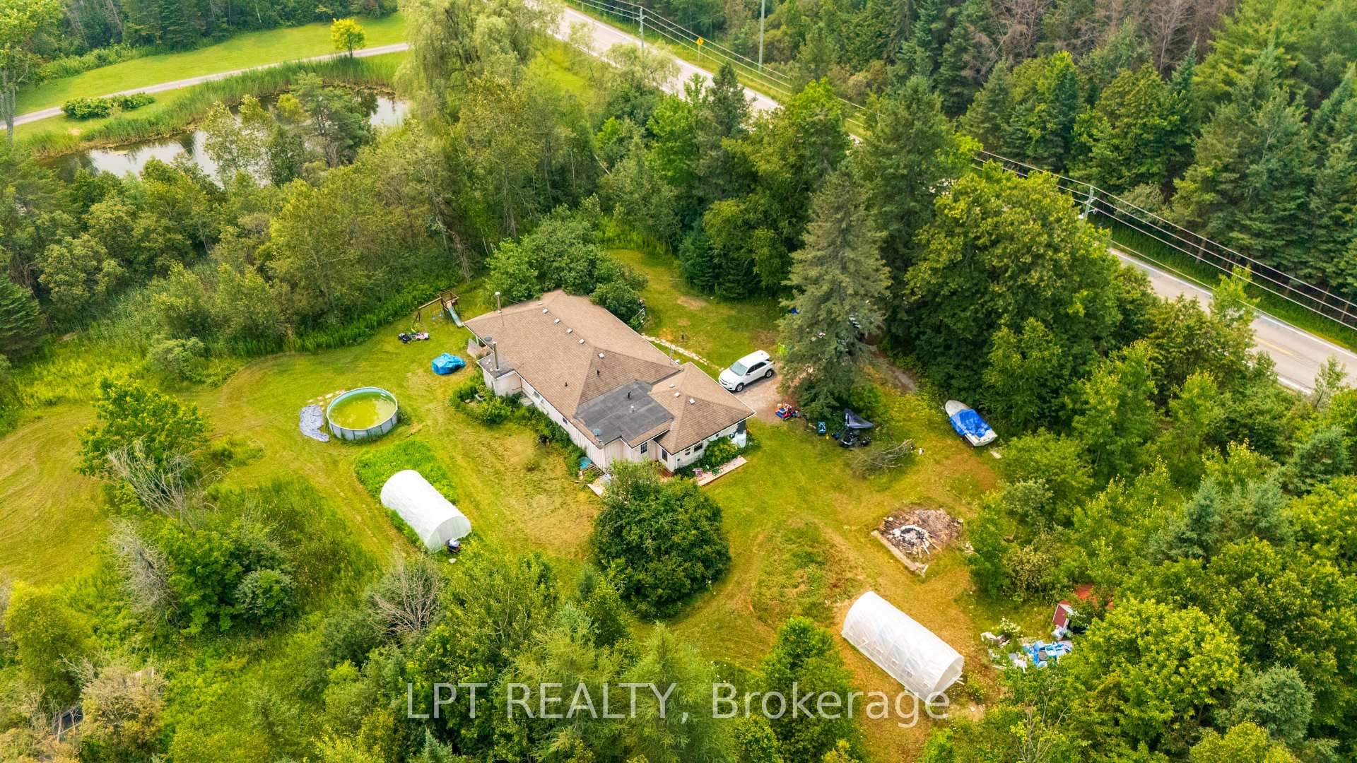Photo 4 of 23983 Weirs Side Road, Georgina, Pefferlaw — HOMEH