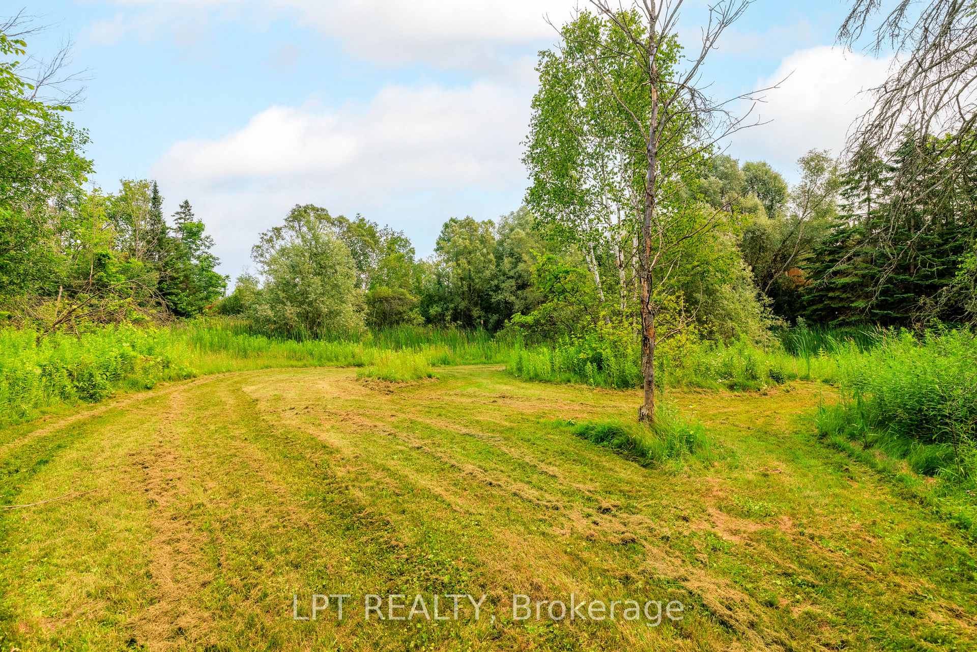 Photo 8 of 23983 Weirs Side Road, Georgina, Pefferlaw — HOMEH