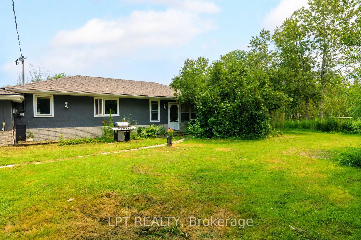 Photo 10 of 23983 Weirs Side Road, Georgina, Pefferlaw — HOMEH