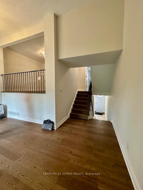 Photo 3 of Unit #61, 120 Beverly Glen Boulevard, Scarborough, L'Amoreaux — HOMEH