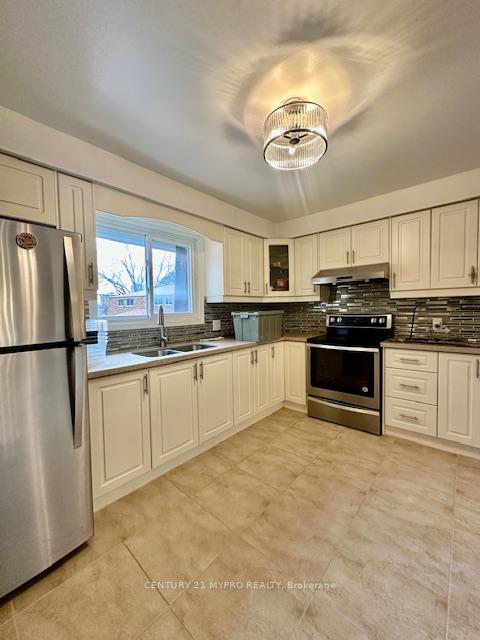 Photo 7 of Unit #61, 120 Beverly Glen Boulevard, Scarborough, L'Amoreaux — HOMEH