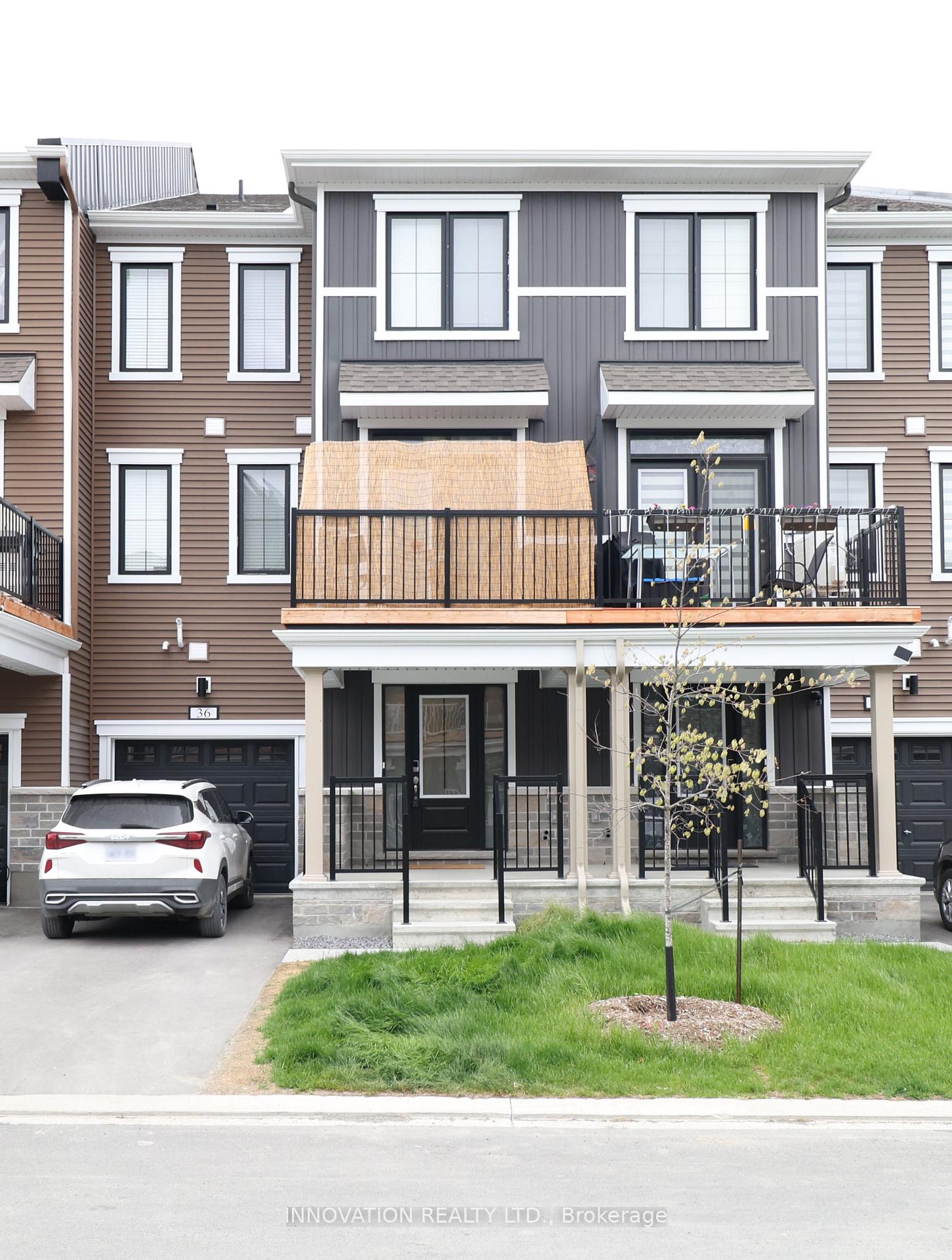 Photo 2 of 36 Stitch Mews, Ottawa, Goulbourn Twp From Franktown Rd/South To Rideau — HOMEH