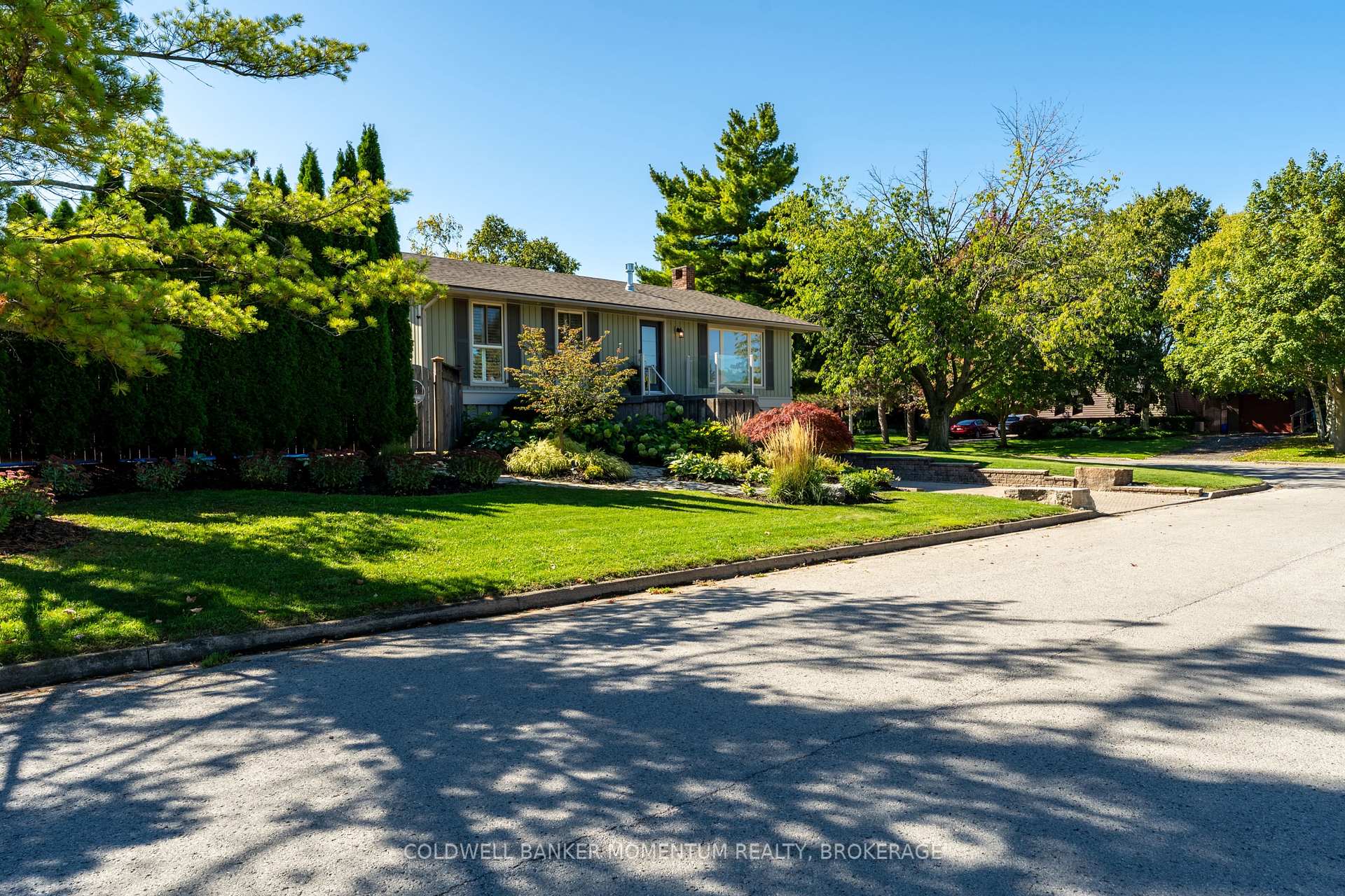 Photo 7 of 15 The Cedars Street, St. Catharines, Vine/Linwell — HOMEH