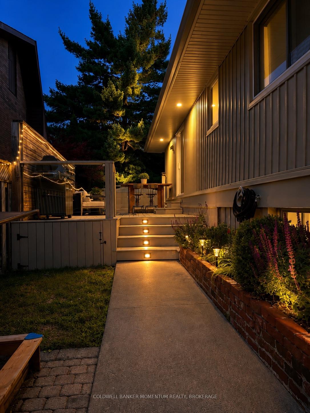 Photo 42 of 15 The Cedars Street, St. Catharines, Vine/Linwell — HOMEH