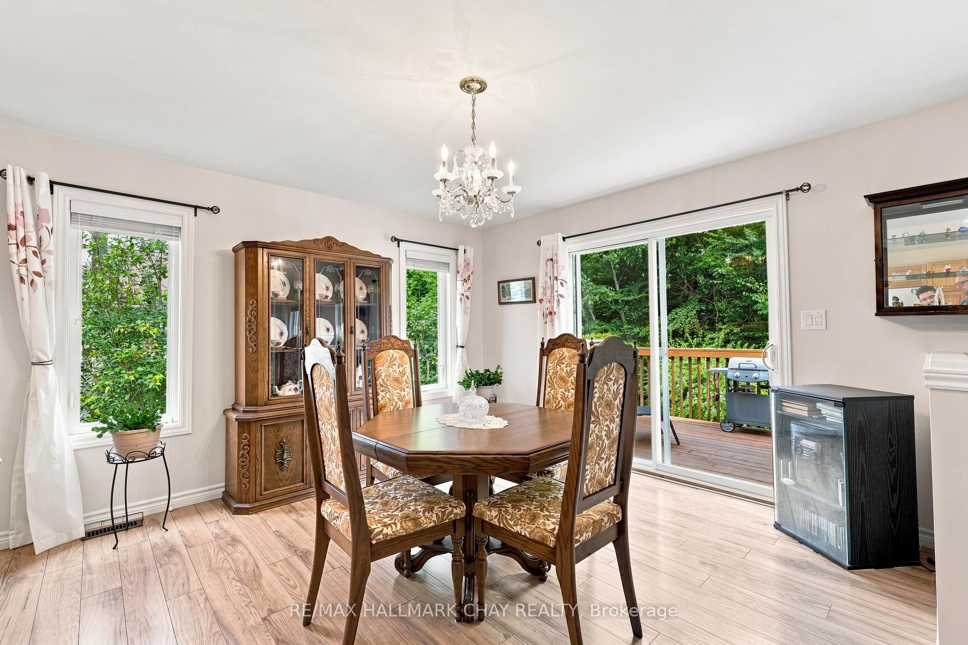 Photo 14 of 156 Pineridge Gate, Gravenhurst, Wood (Gravenhurst) — HOMEH