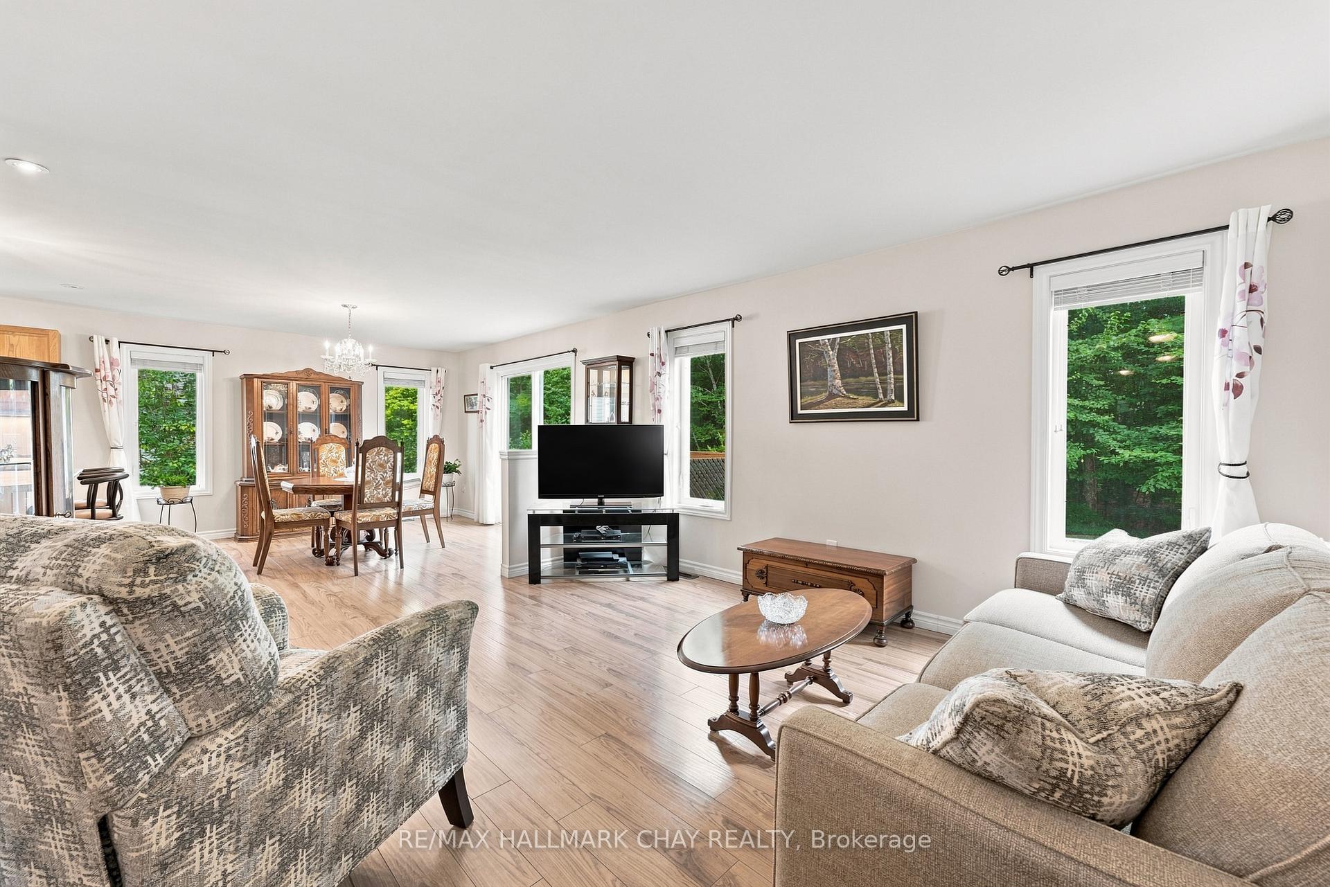 Photo 15 of 156 Pineridge Gate, Gravenhurst, Wood (Gravenhurst) — HOMEH