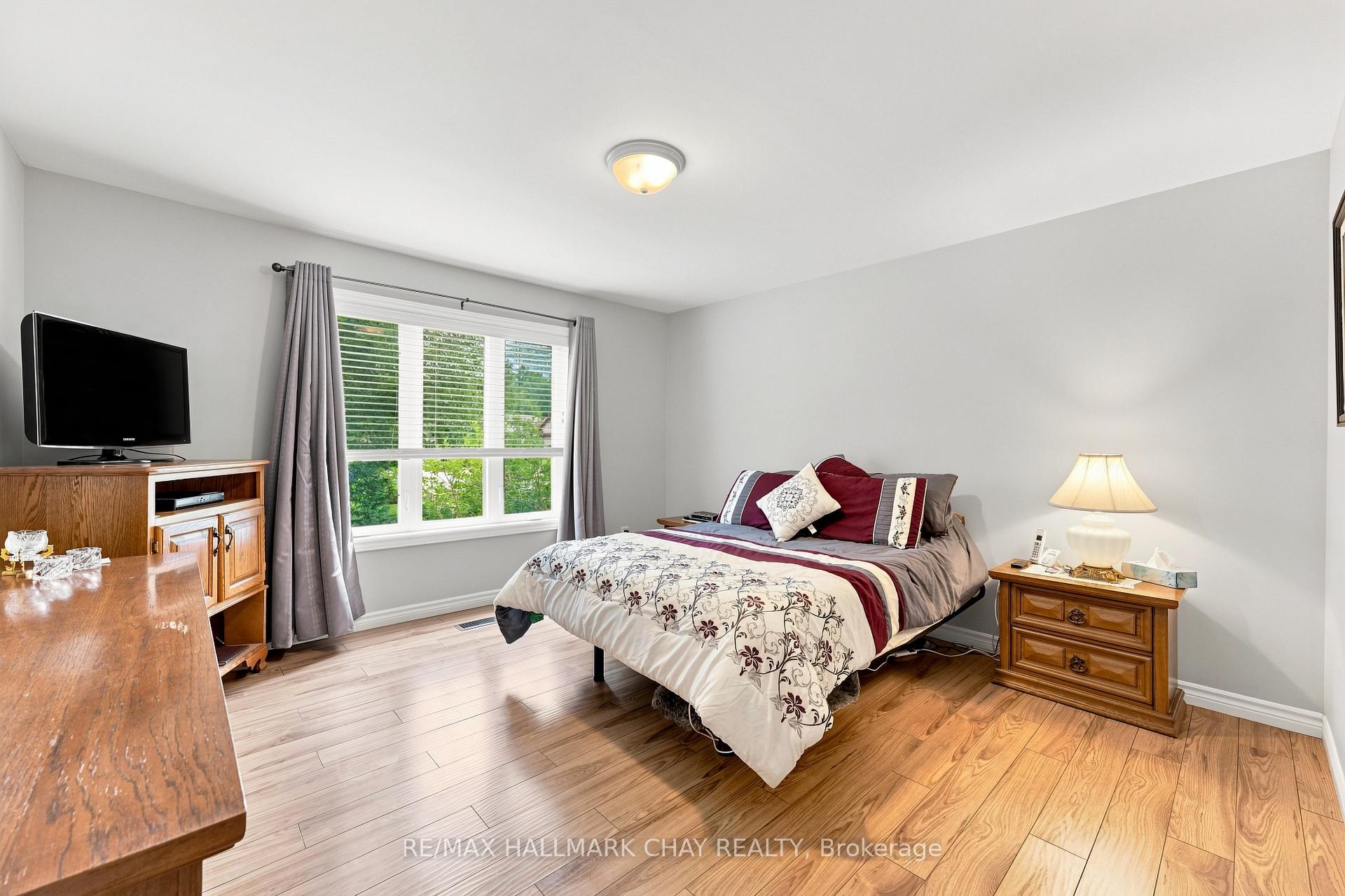 Photo 16 of 156 Pineridge Gate, Gravenhurst, Wood (Gravenhurst) — HOMEH
