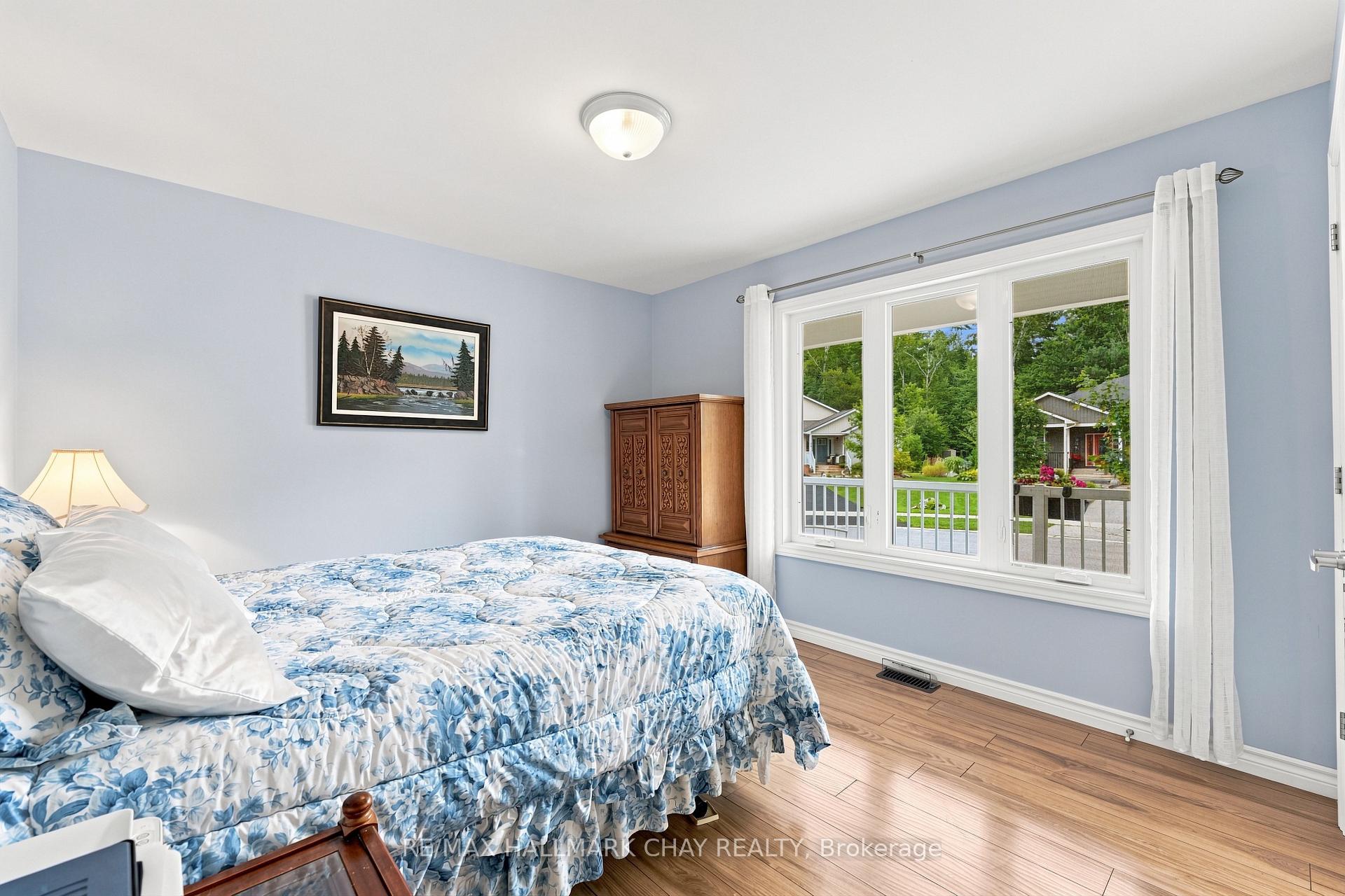 Photo 18 of 156 Pineridge Gate, Gravenhurst, Wood (Gravenhurst) — HOMEH
