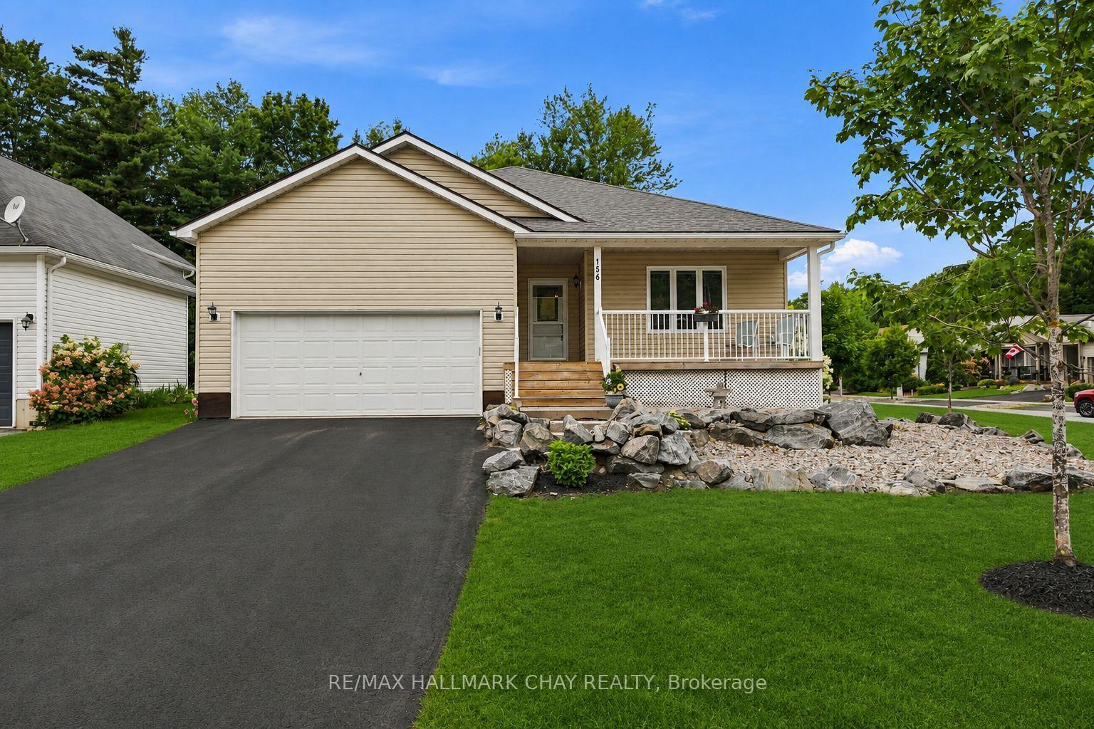 Photo 3 of 156 Pineridge Gate, Gravenhurst, Wood (Gravenhurst) — HOMEH
