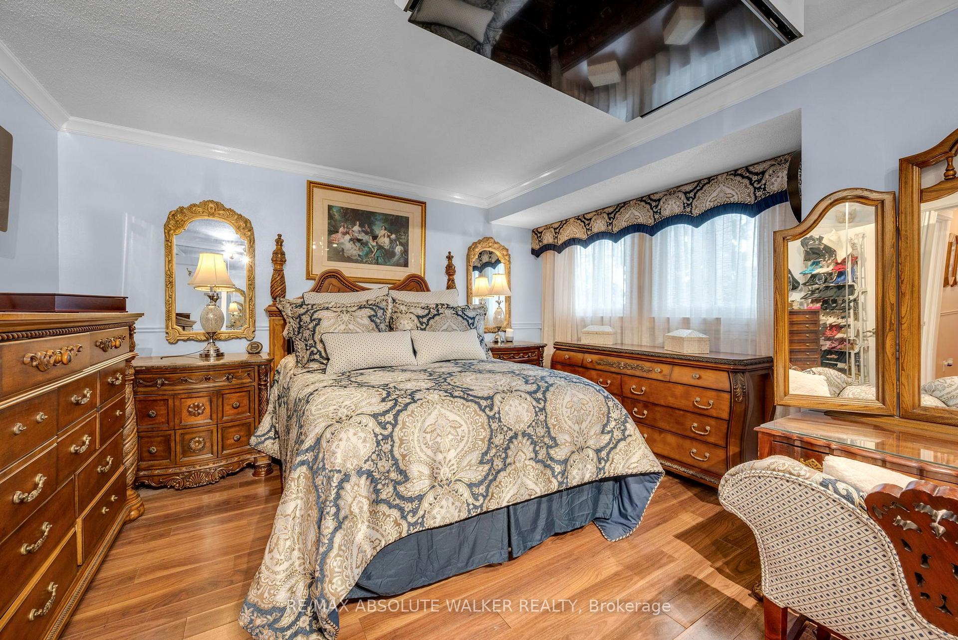 Photo 15 of 1752 Stonehenge Crescent, Ottawa, Pineview — HOMEH