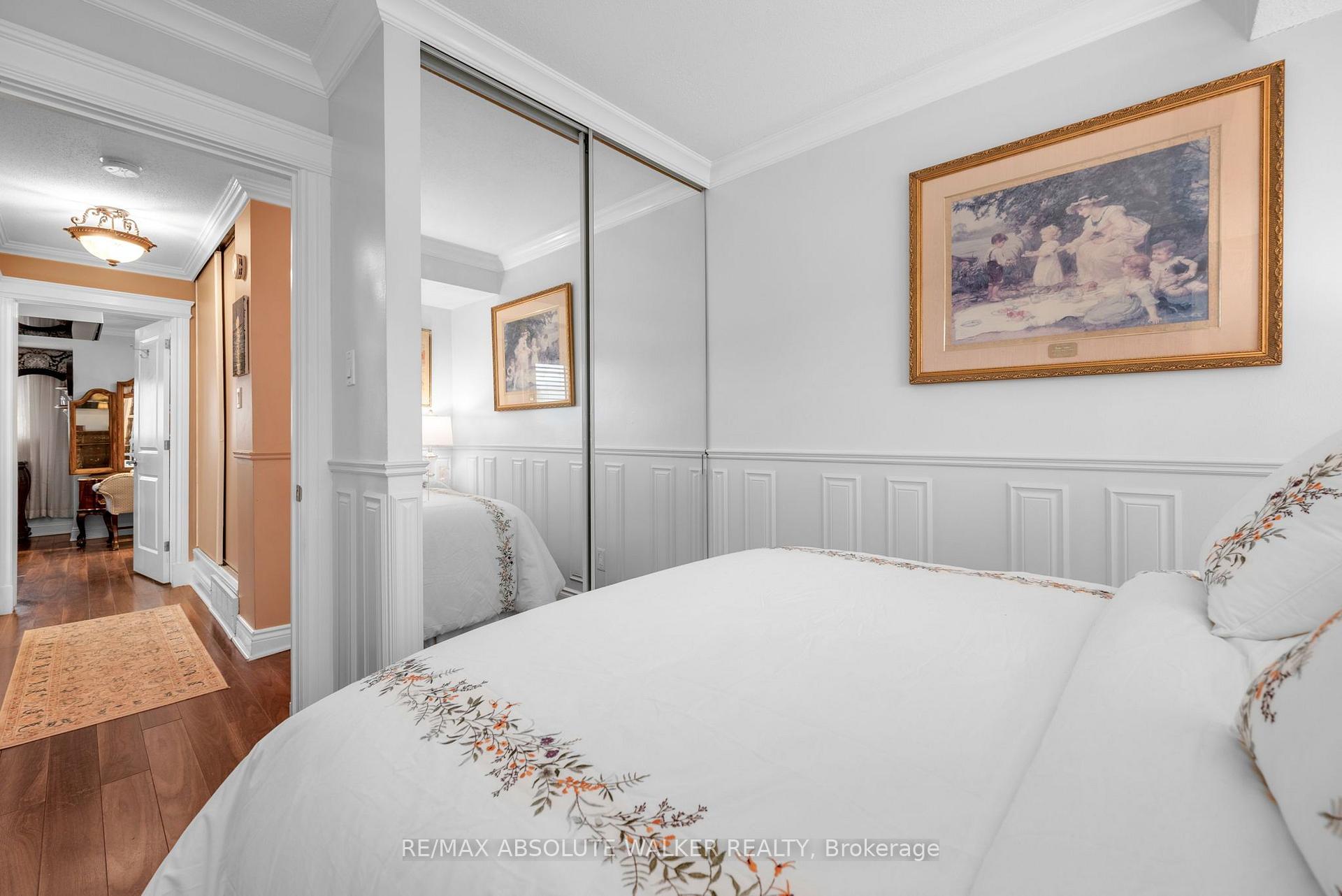 Photo 18 of 1752 Stonehenge Crescent, Ottawa, Pineview — HOMEH