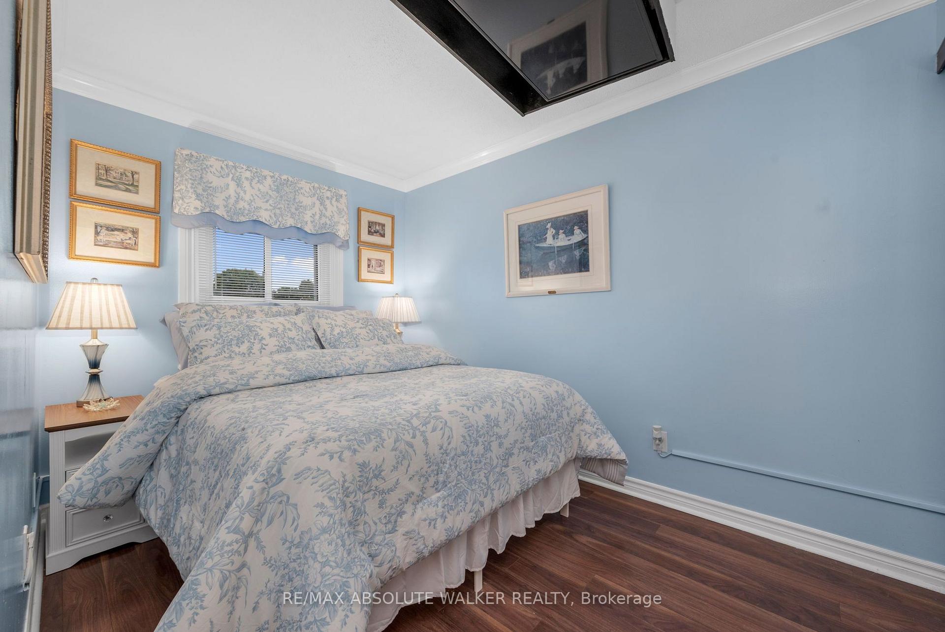 Photo 19 of 1752 Stonehenge Crescent, Ottawa, Pineview — HOMEH