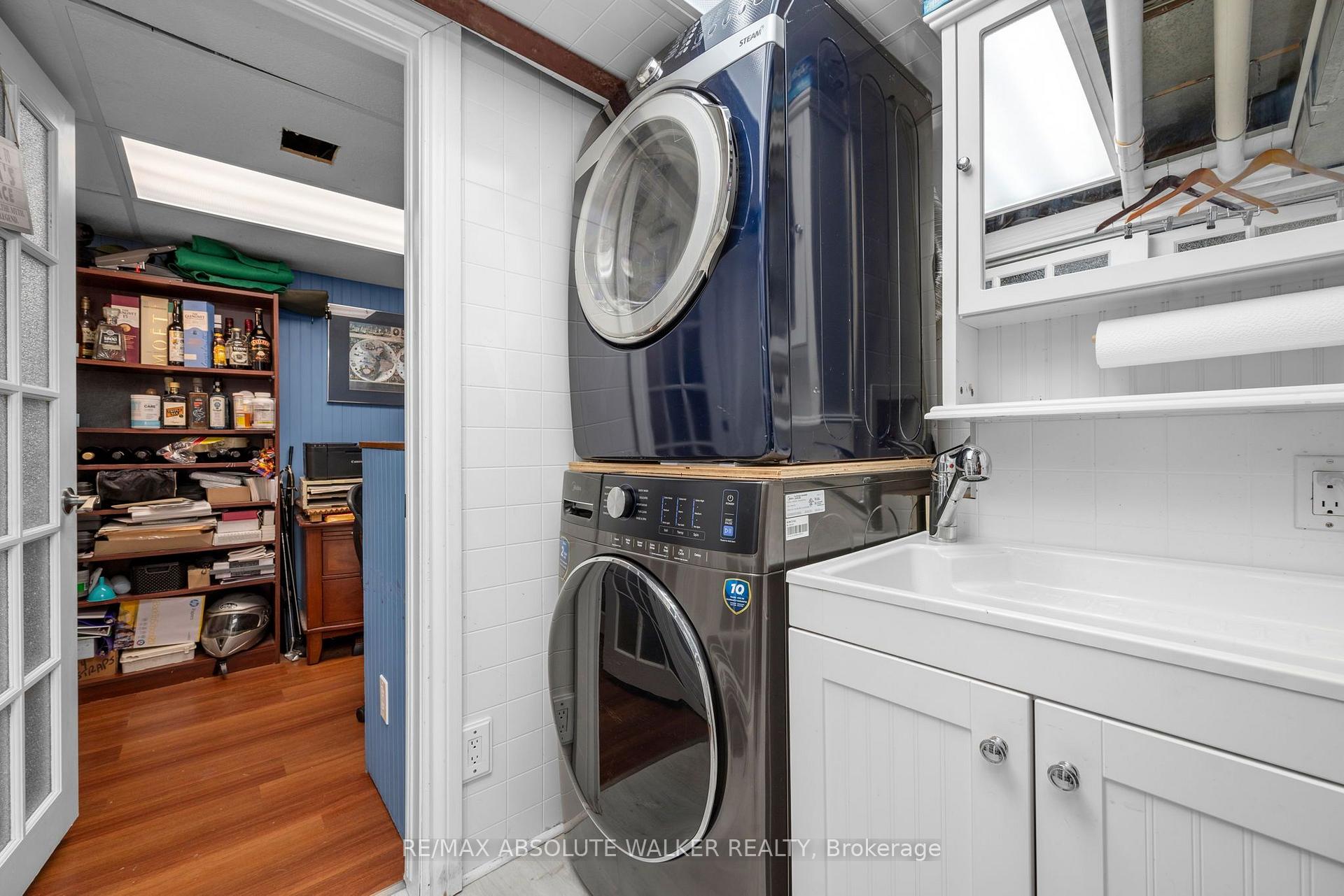 Photo 24 of 1752 Stonehenge Crescent, Ottawa, Pineview — HOMEH