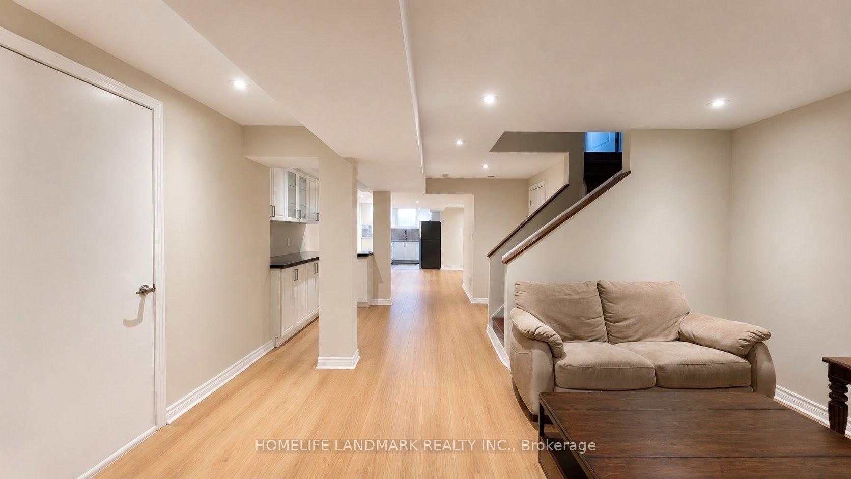 Photo 2 of 29 Woodruff Road, Markham, Cachet — HOMEH