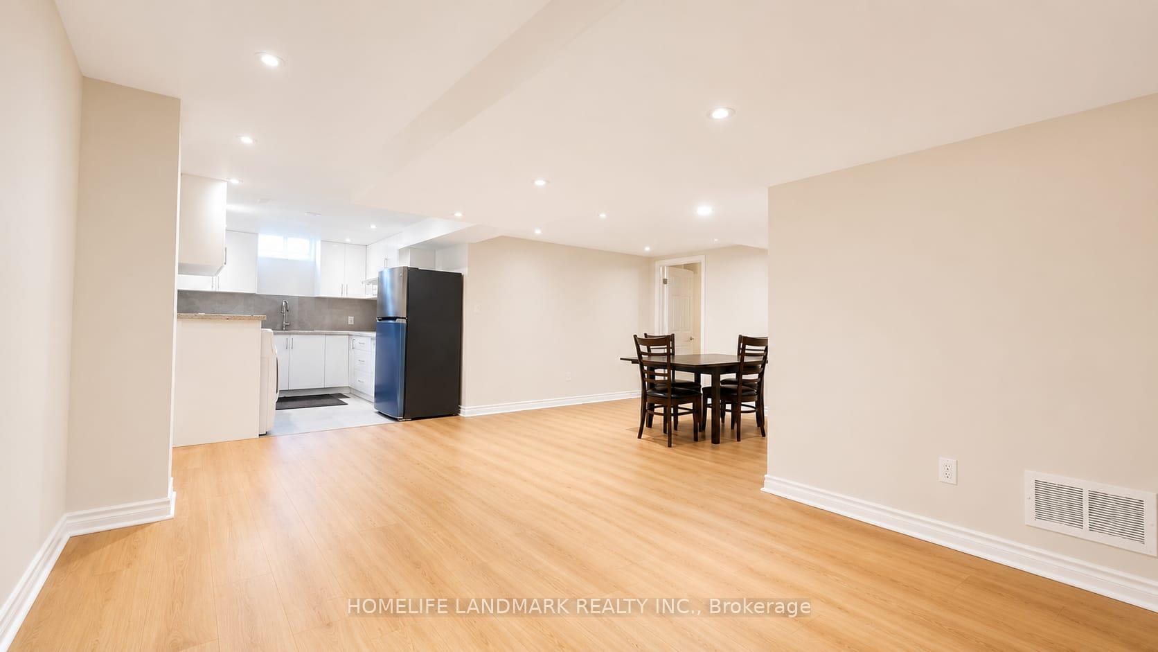 Photo 8 of 29 Woodruff Road, Markham, Cachet — HOMEH