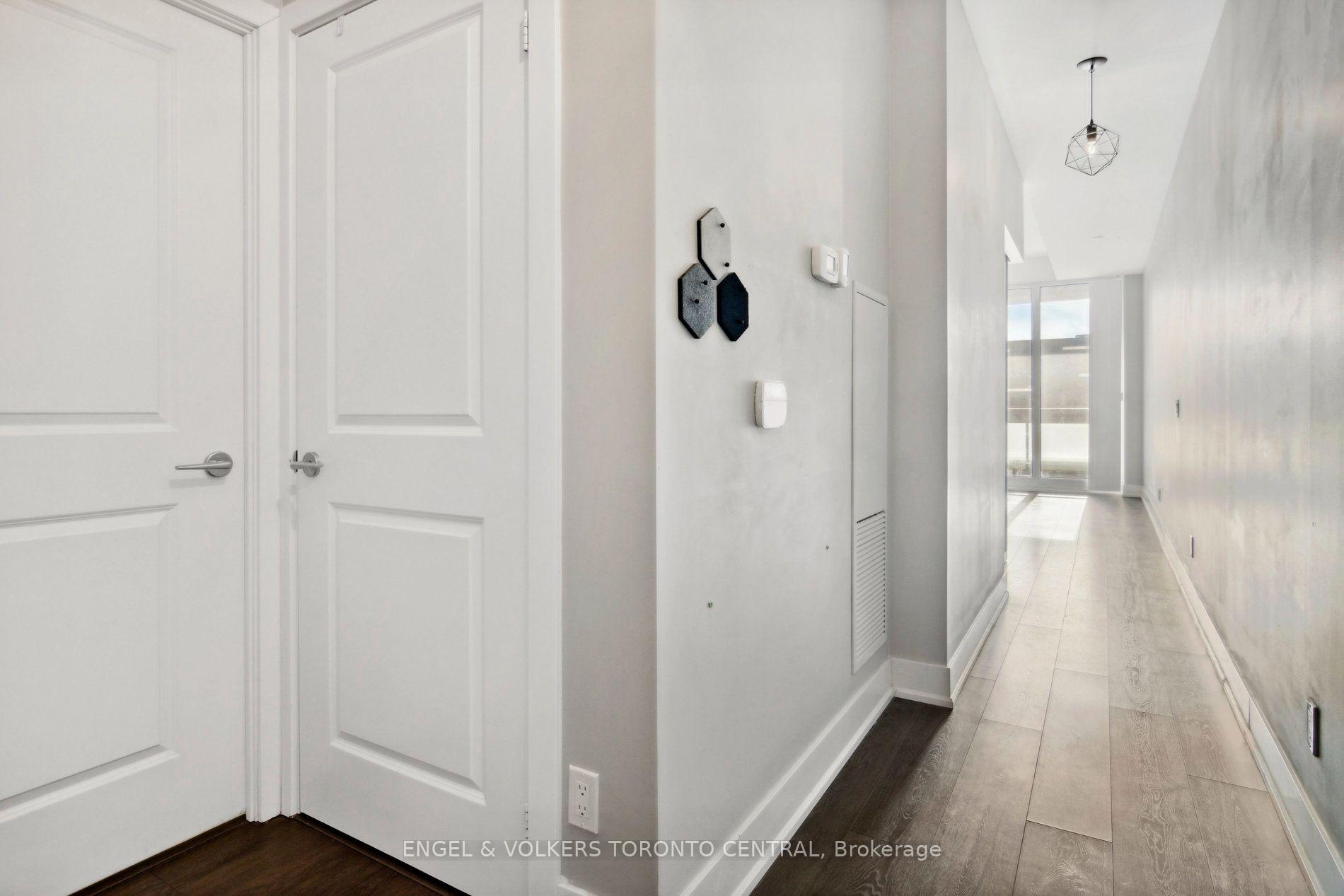 Photo 7 of Unit 401, 180 Enterprise Boulevard, Markham, Unionville — HOMEH