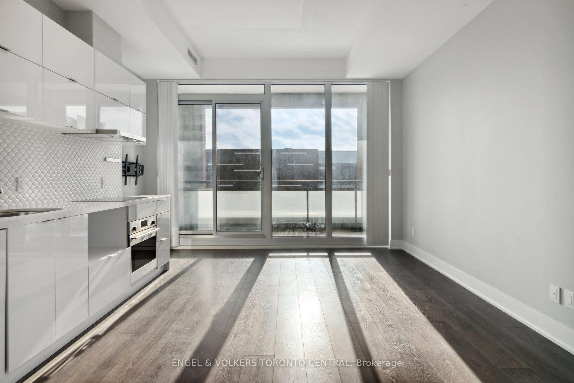 Photo 16 of Unit 401, 180 Enterprise Boulevard, Markham, Unionville — HOMEH