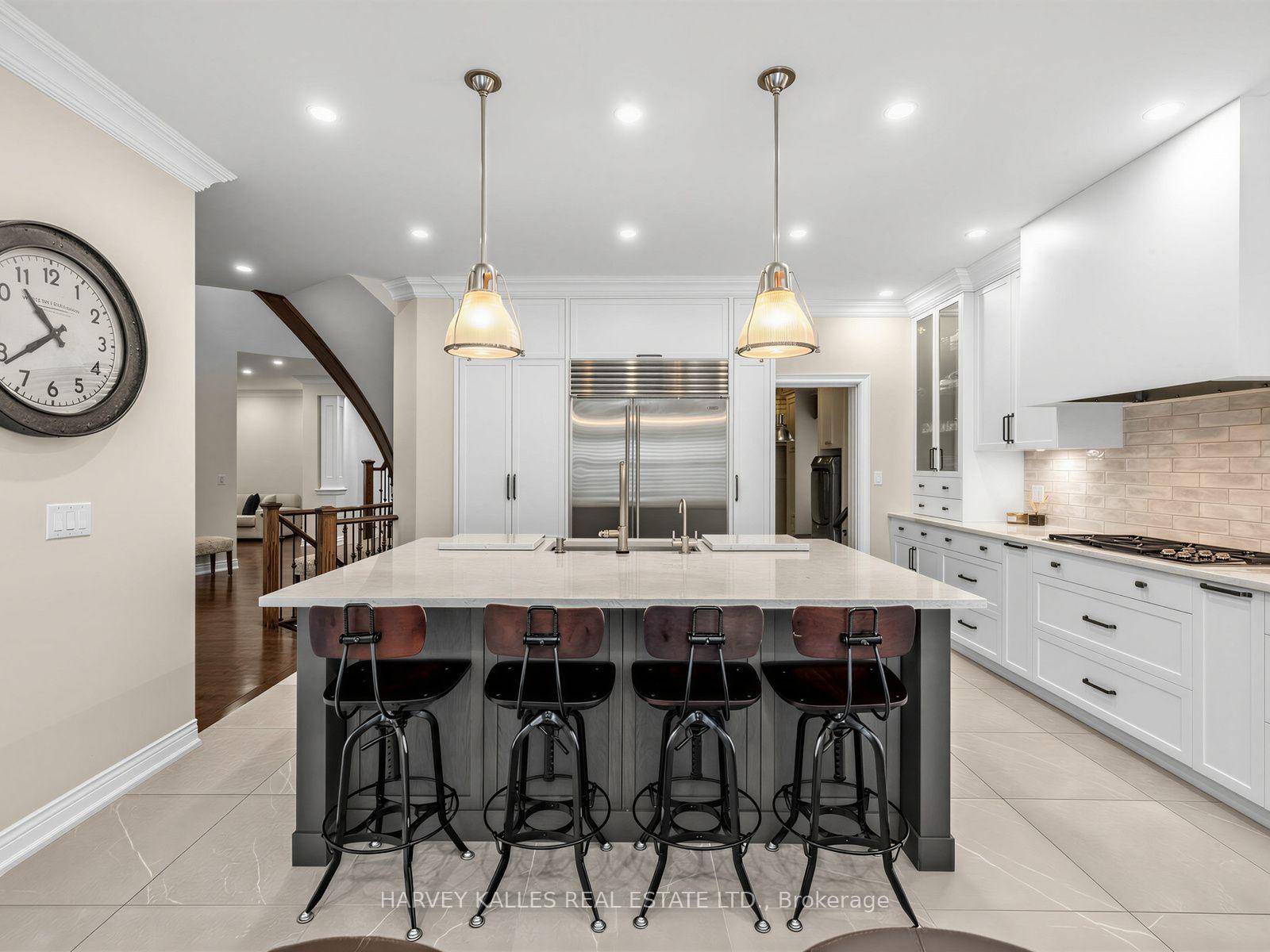 Photo 11 of 40 Altus Park Drive, Vaughan, Patterson — HOMEH