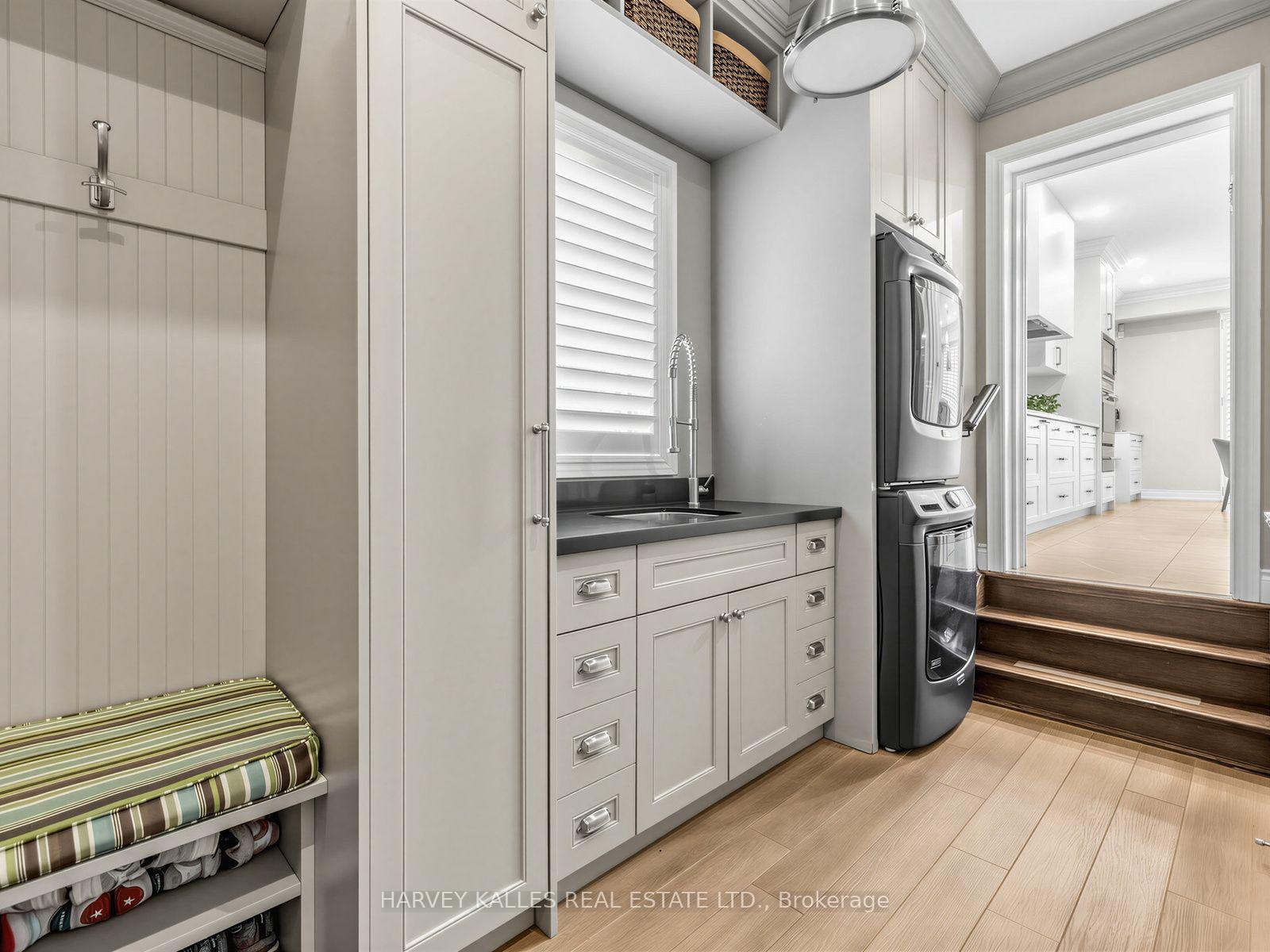 Photo 17 of 40 Altus Park Drive, Vaughan, Patterson — HOMEH