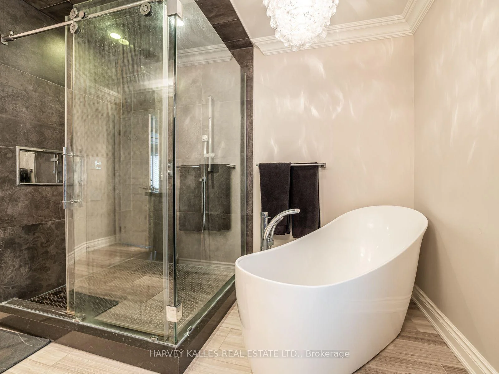 Photo 40 of 40 Altus Park Drive, Vaughan, Patterson — HOMEH