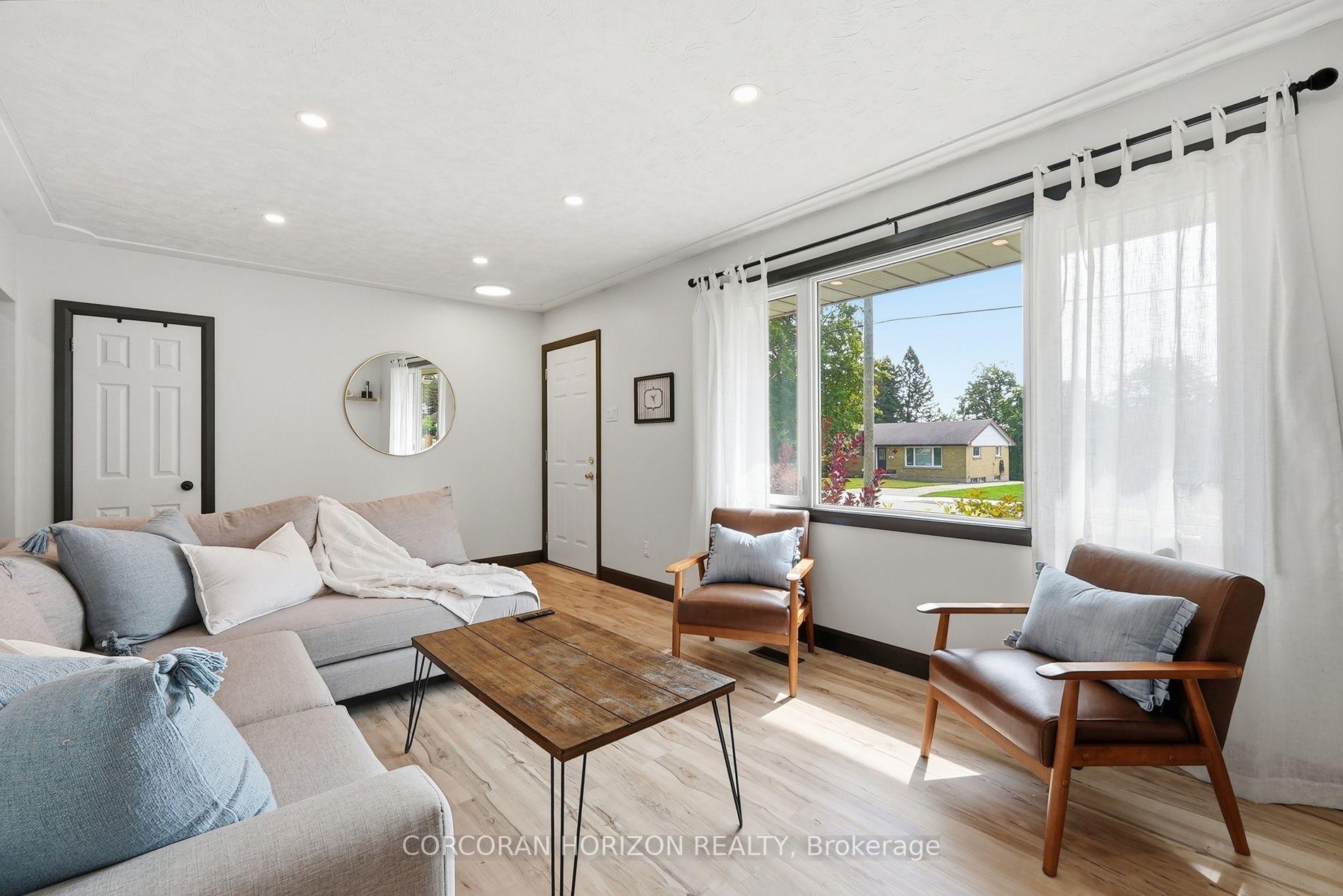 Photo 8 of 491 St George Street E, Centre Wellington, Fergus — HOMEH